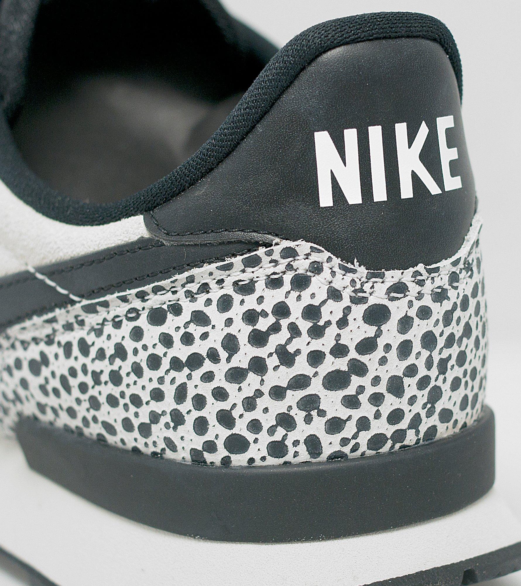 nike internationalist safari