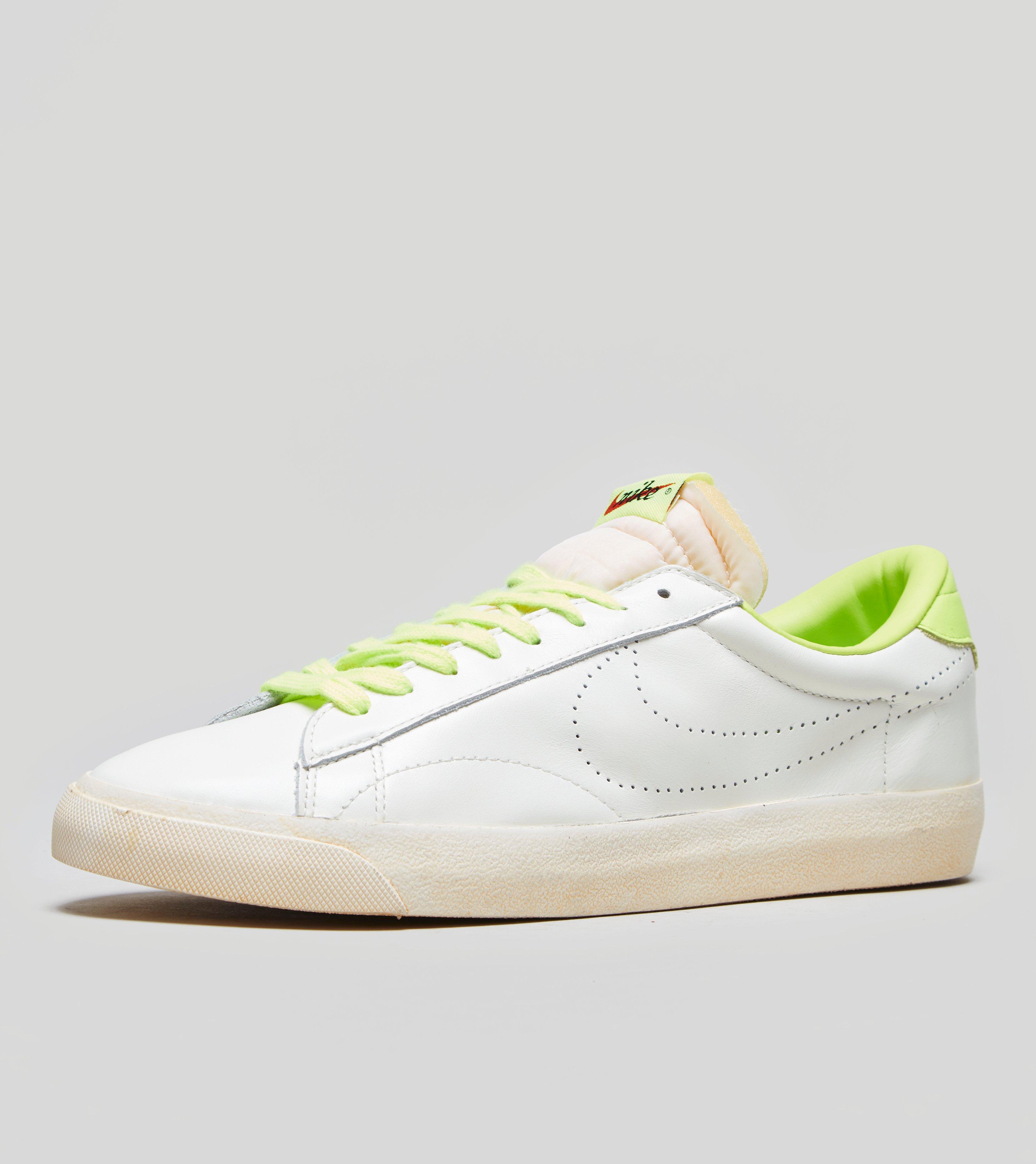 nike tennis classic vintage