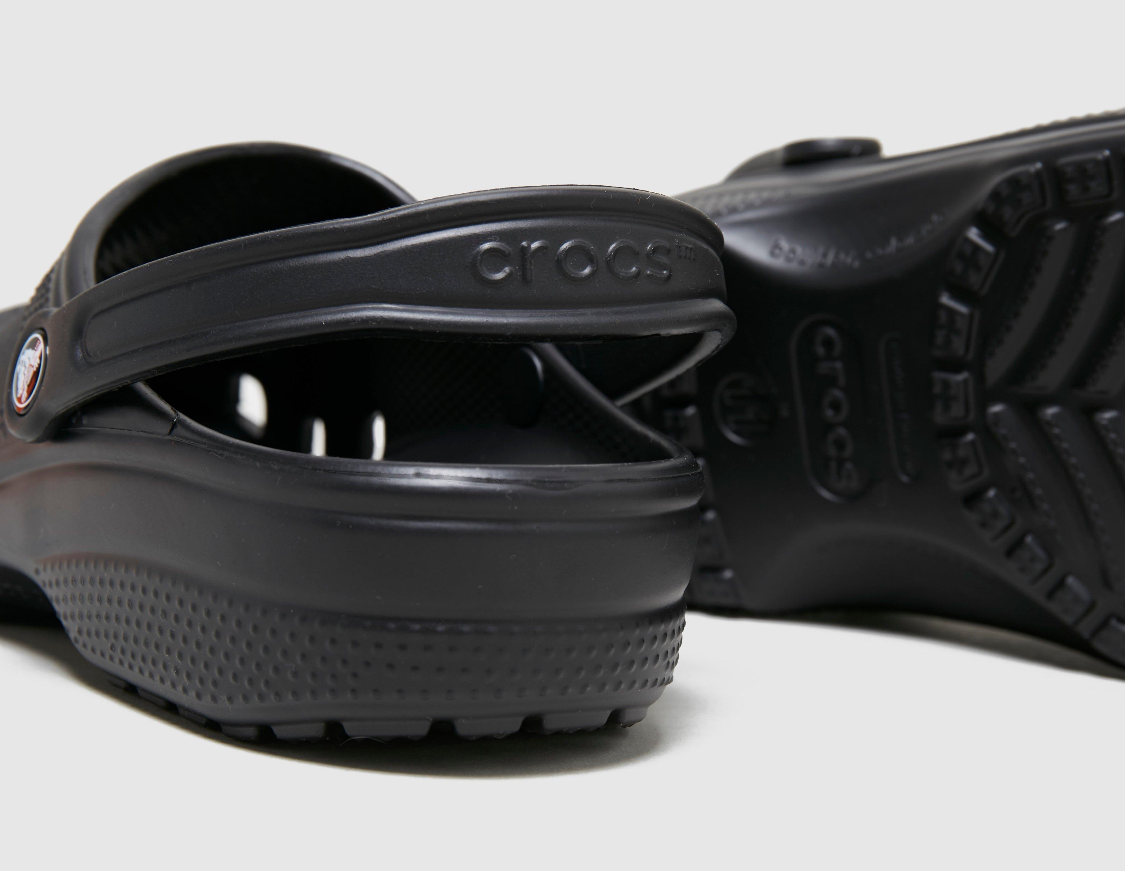 Triple strap crocs online black