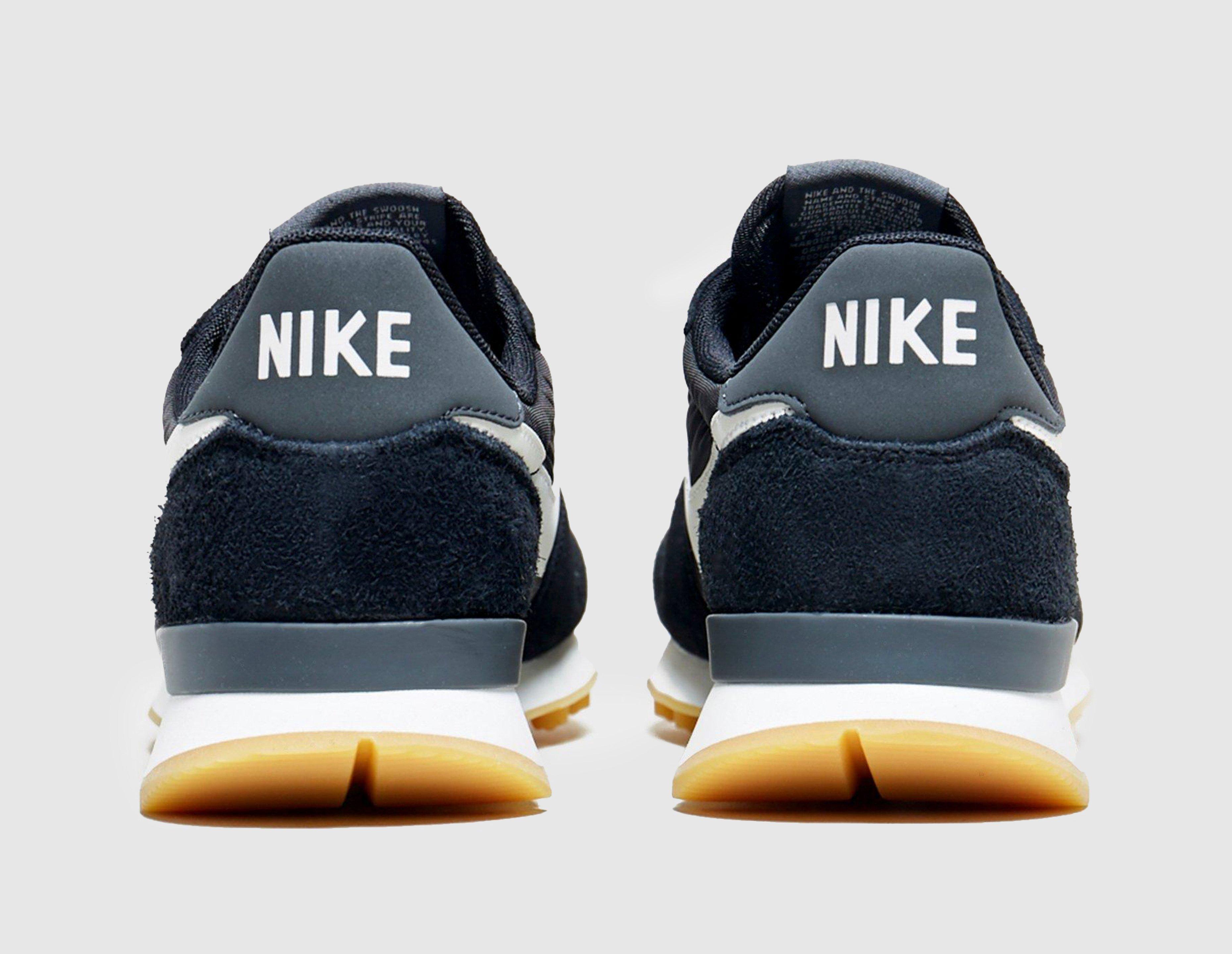 nike internationalist high top