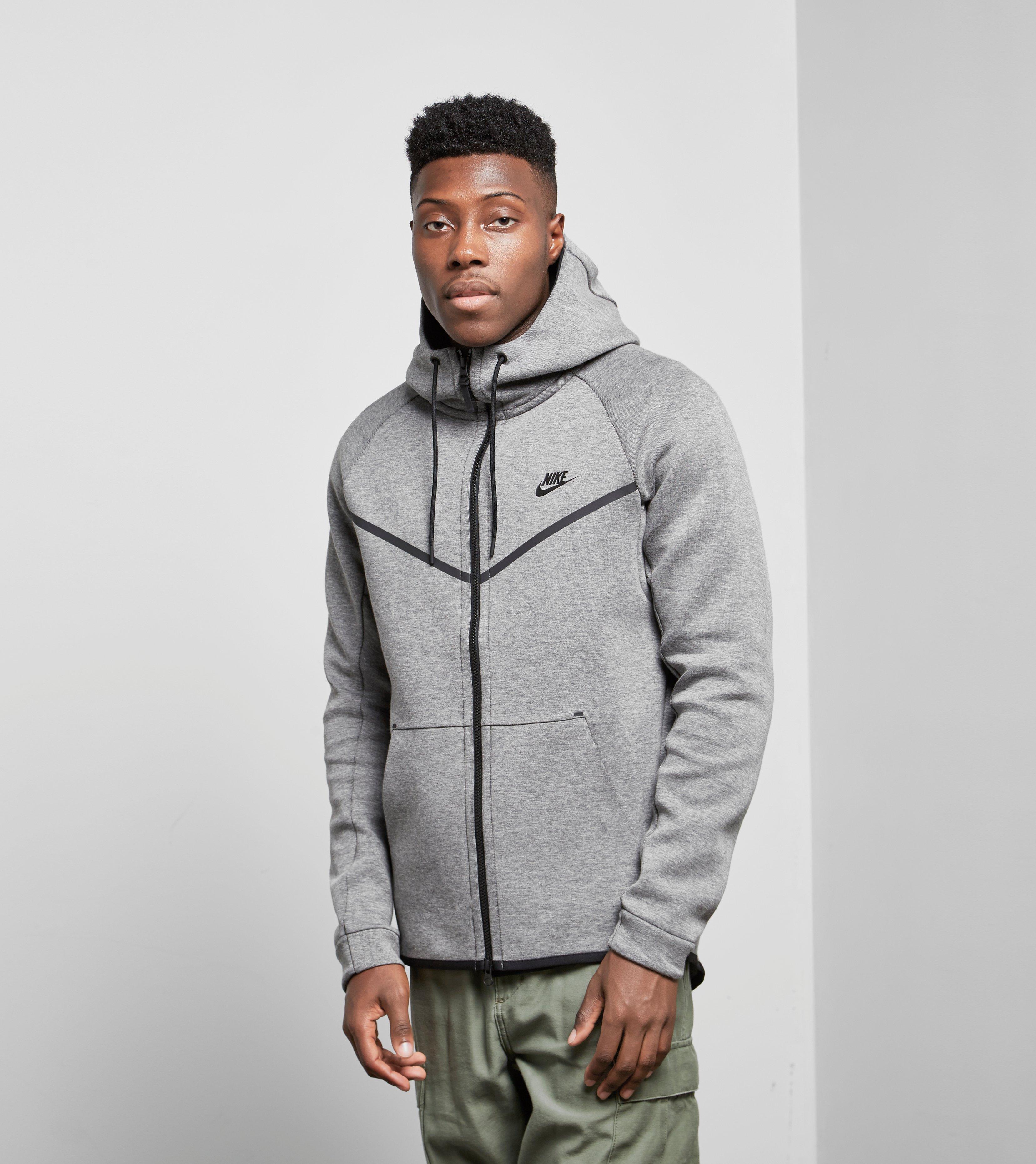 grey nike tech fleece windrunner