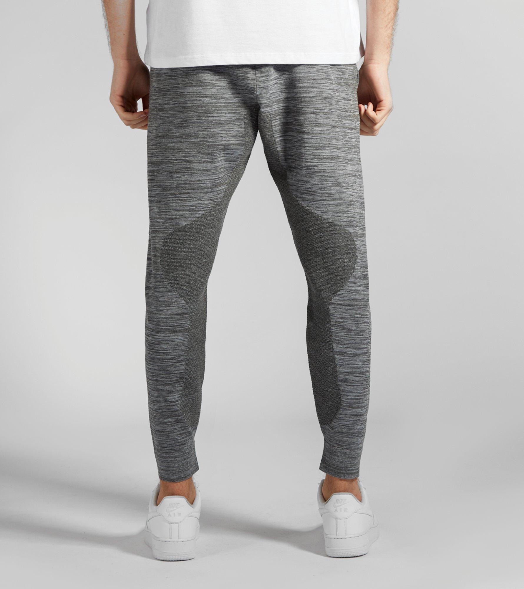 nike knit joggers