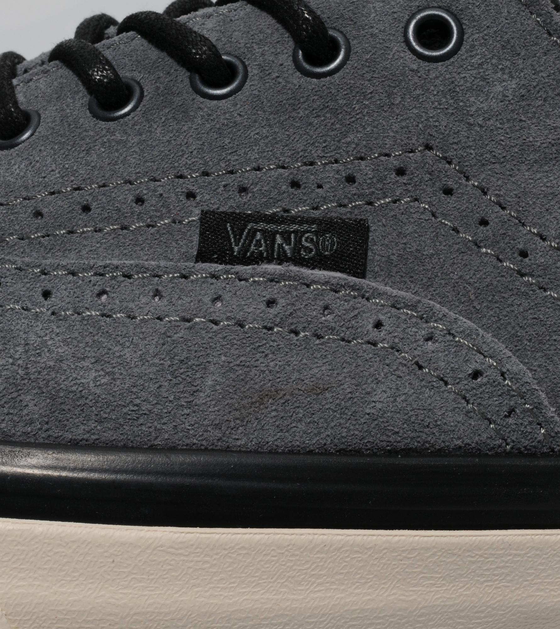 vans era brogue