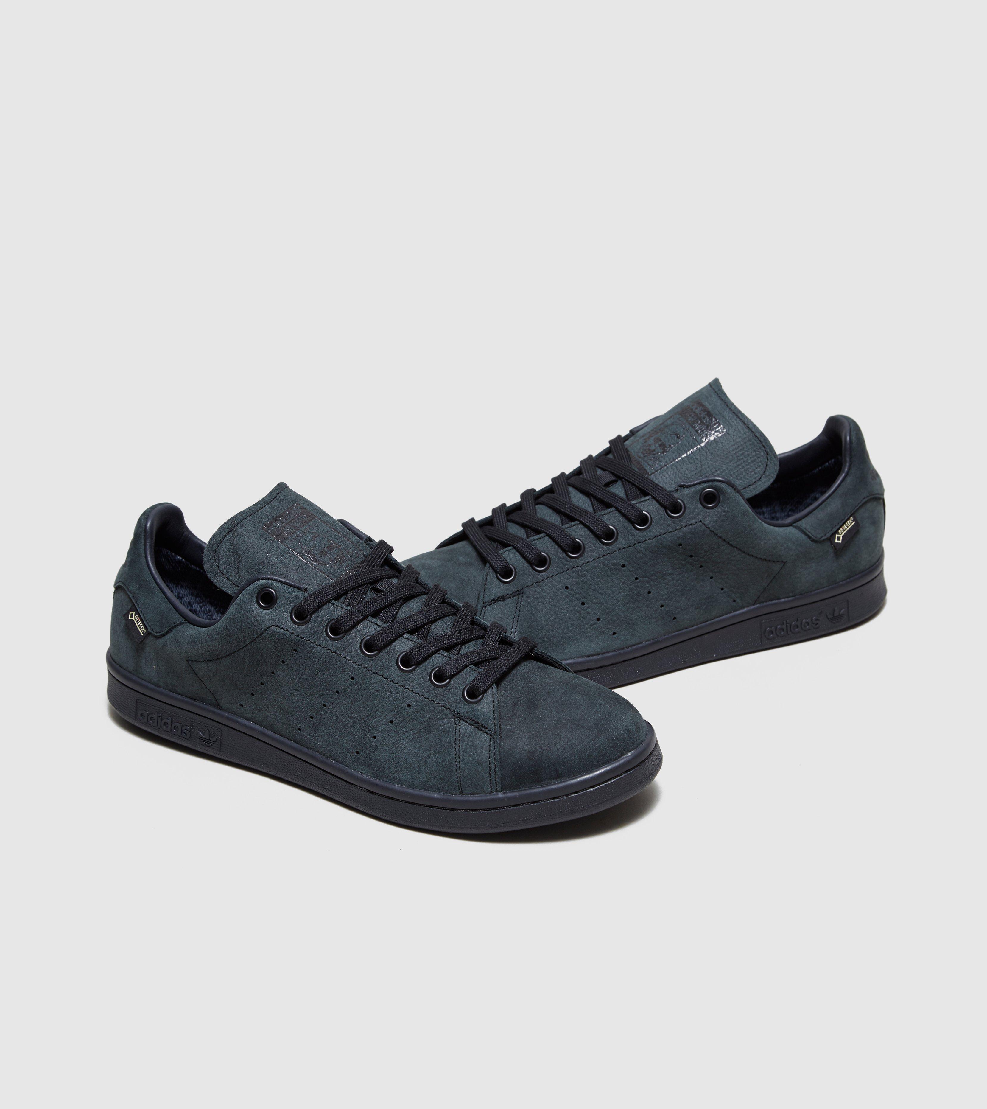 stan smith gore tex black