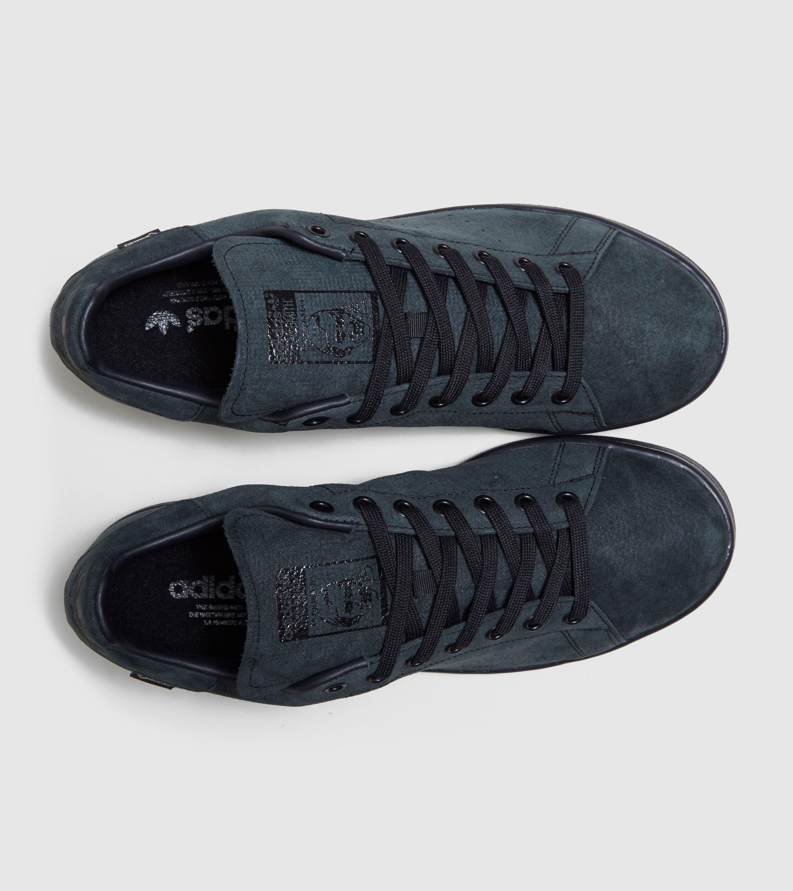 stan smith gore tex black