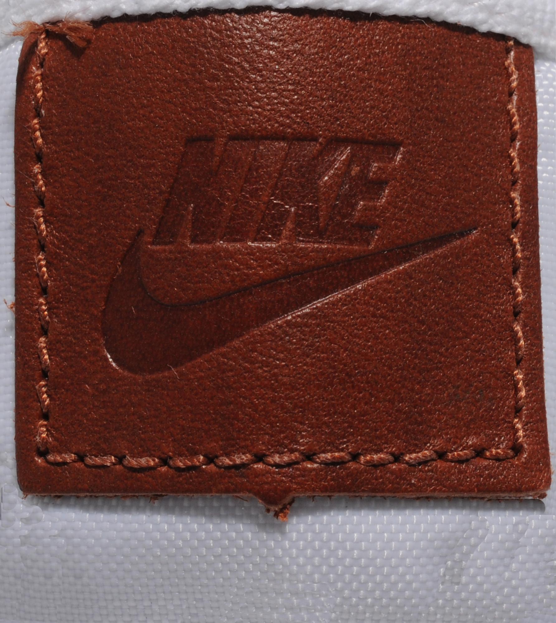 nike toki premium leather