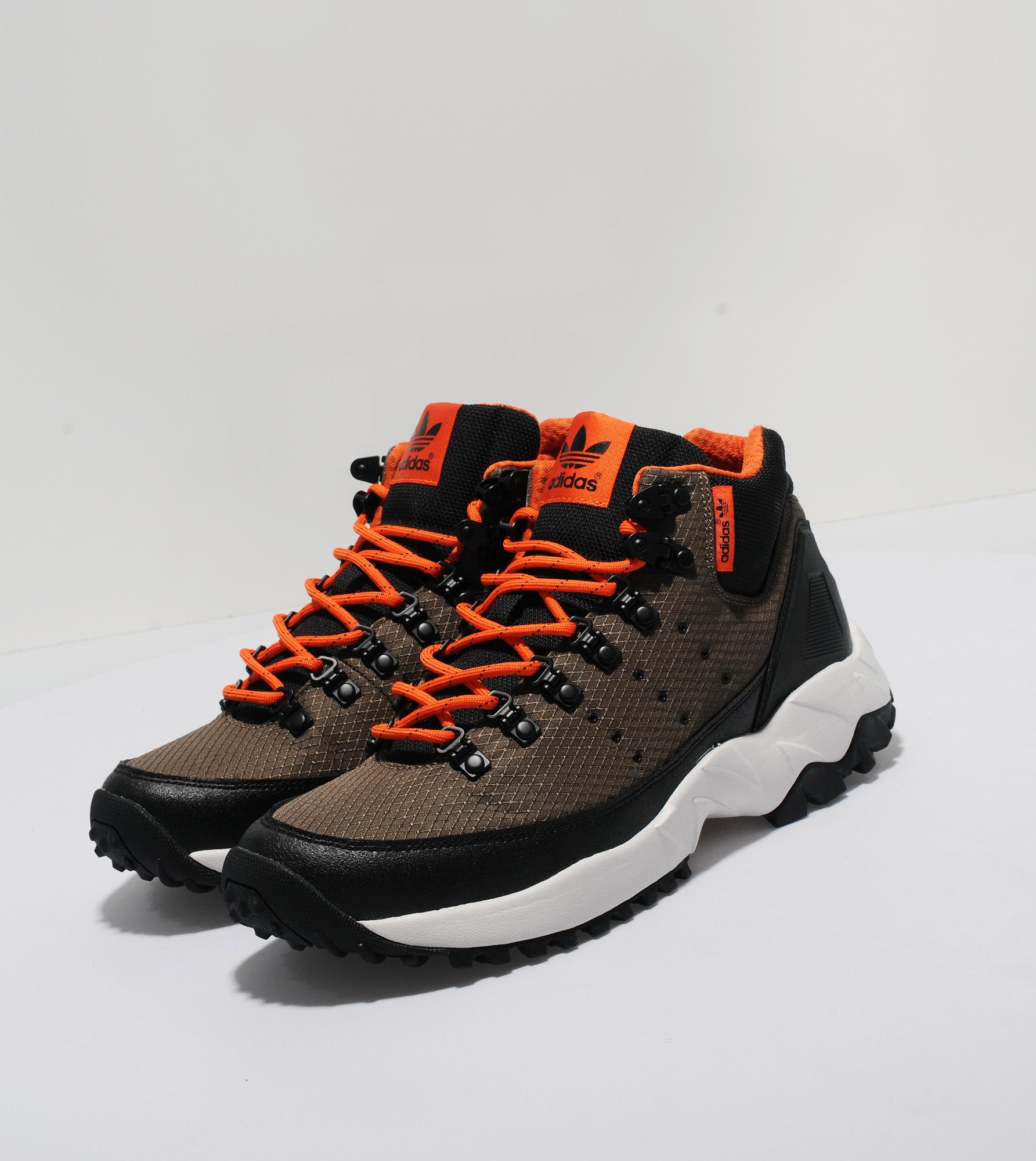 adidas torsion trail mid