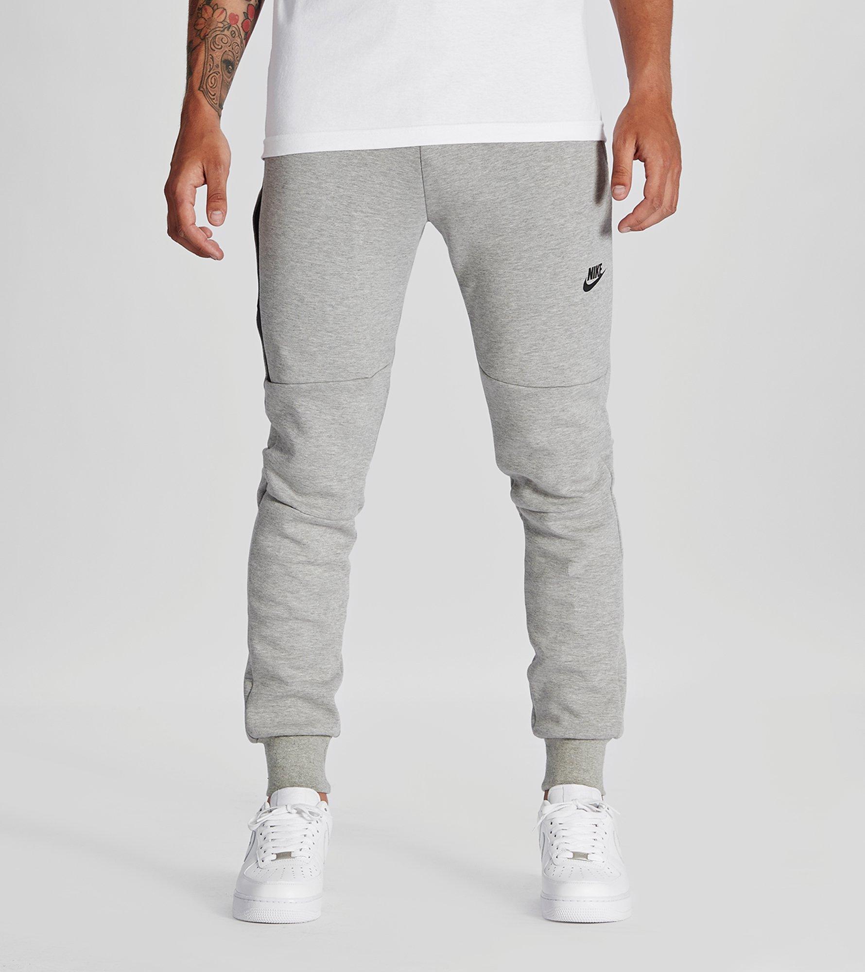 nike tech fleece pants sizing