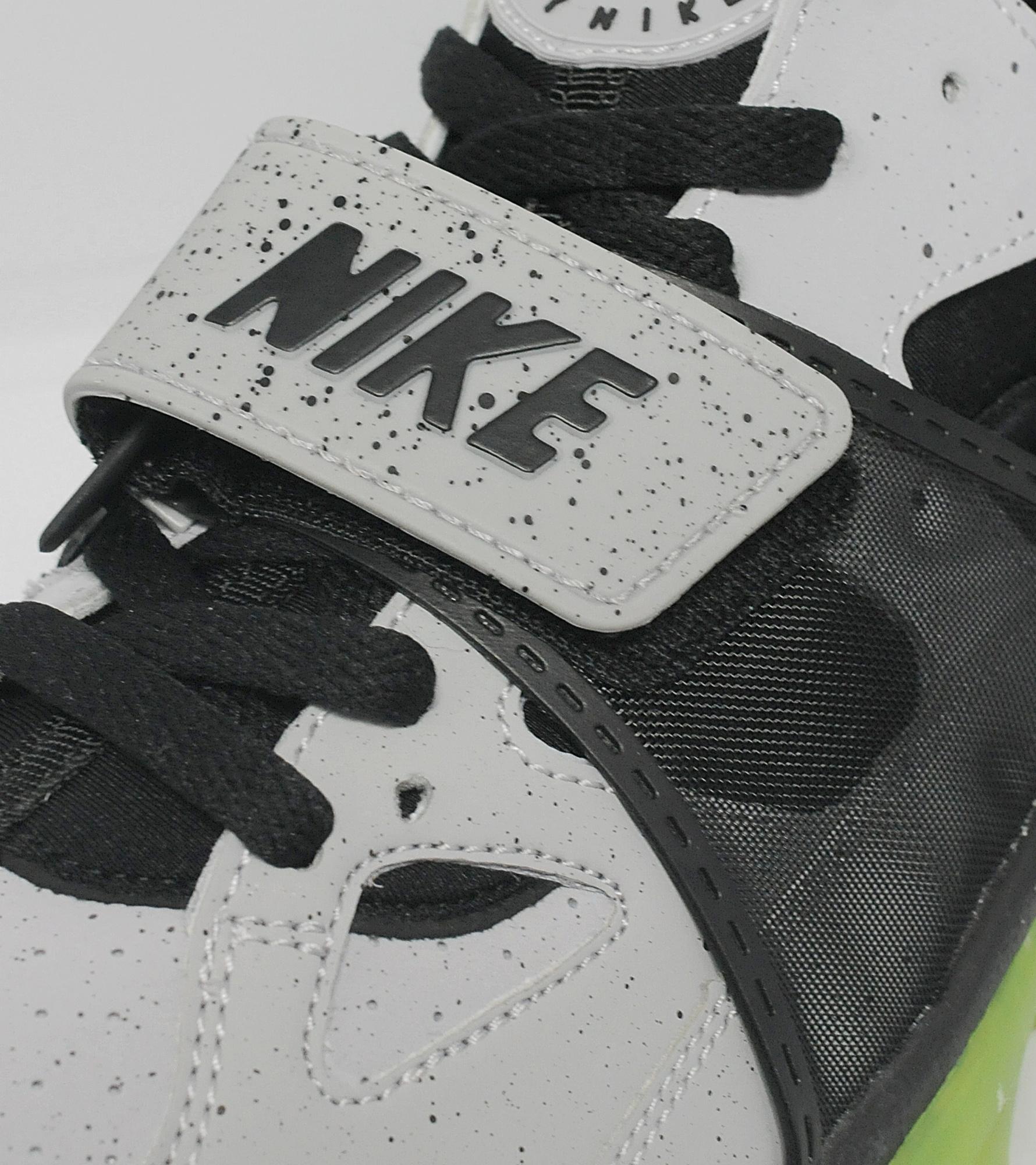 nike air trainer huarache quickstrike