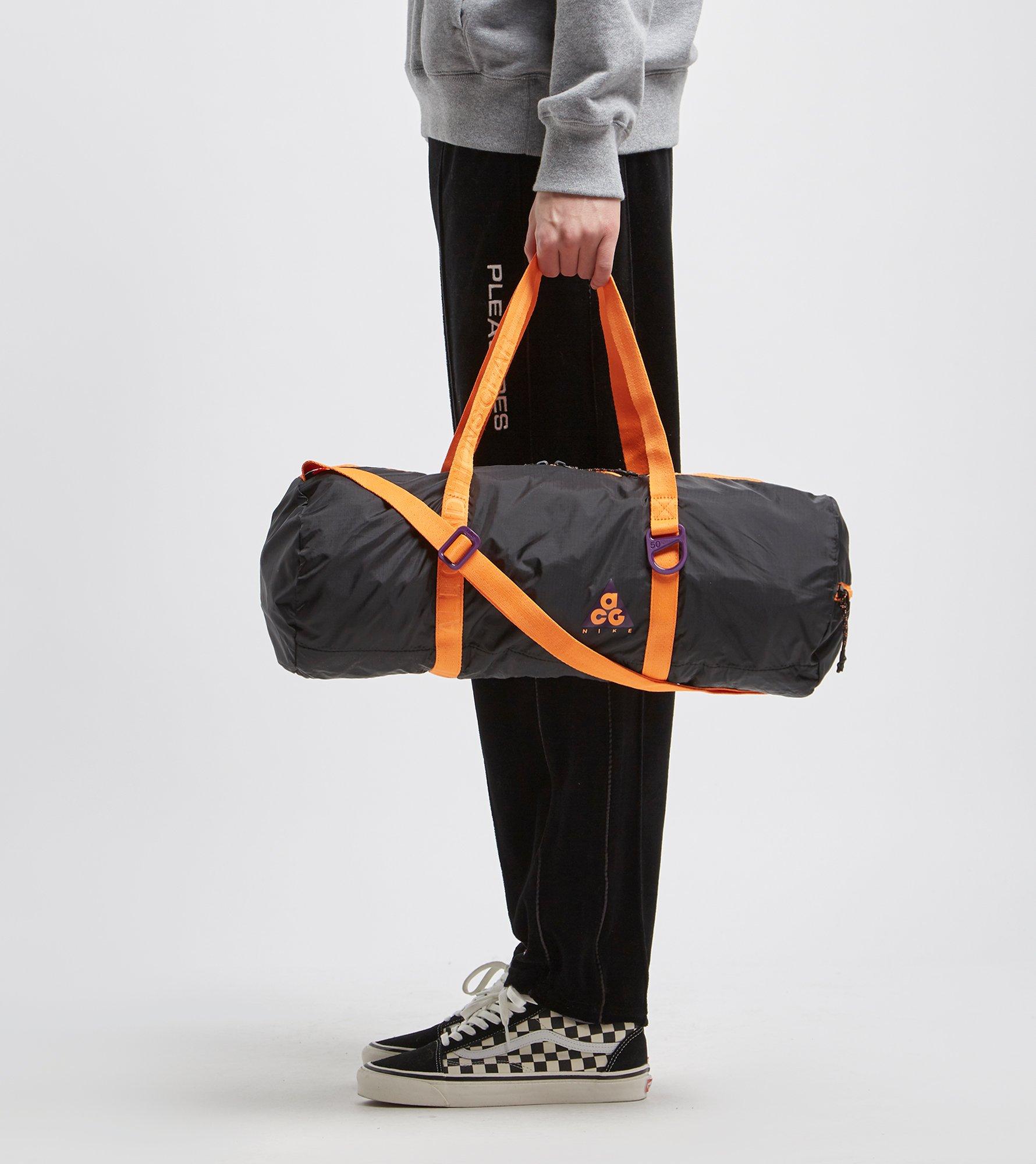 nike acg duffle bag