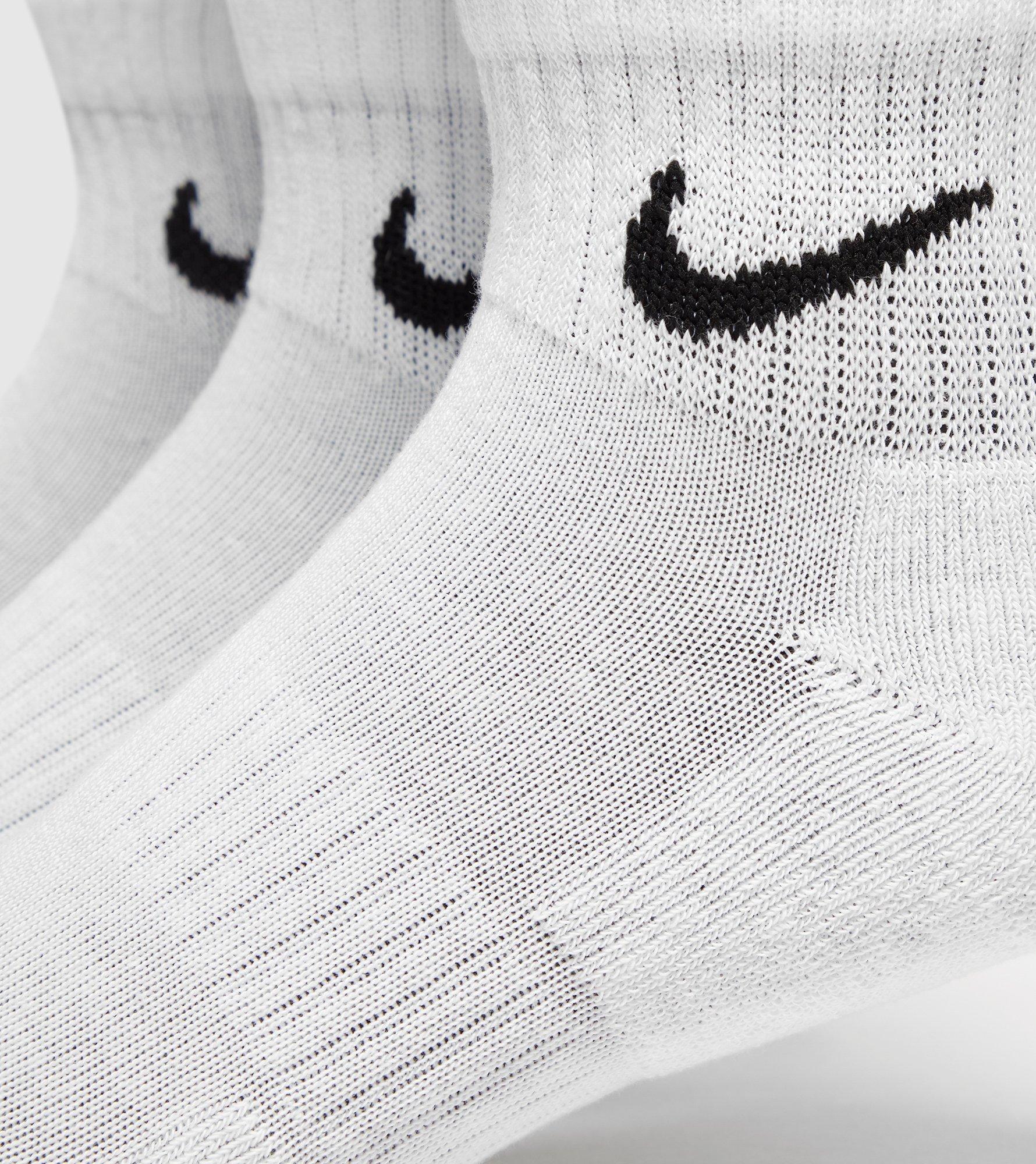 Nike Lot de 3 Paires de Chaussettes Lightweight Quarter