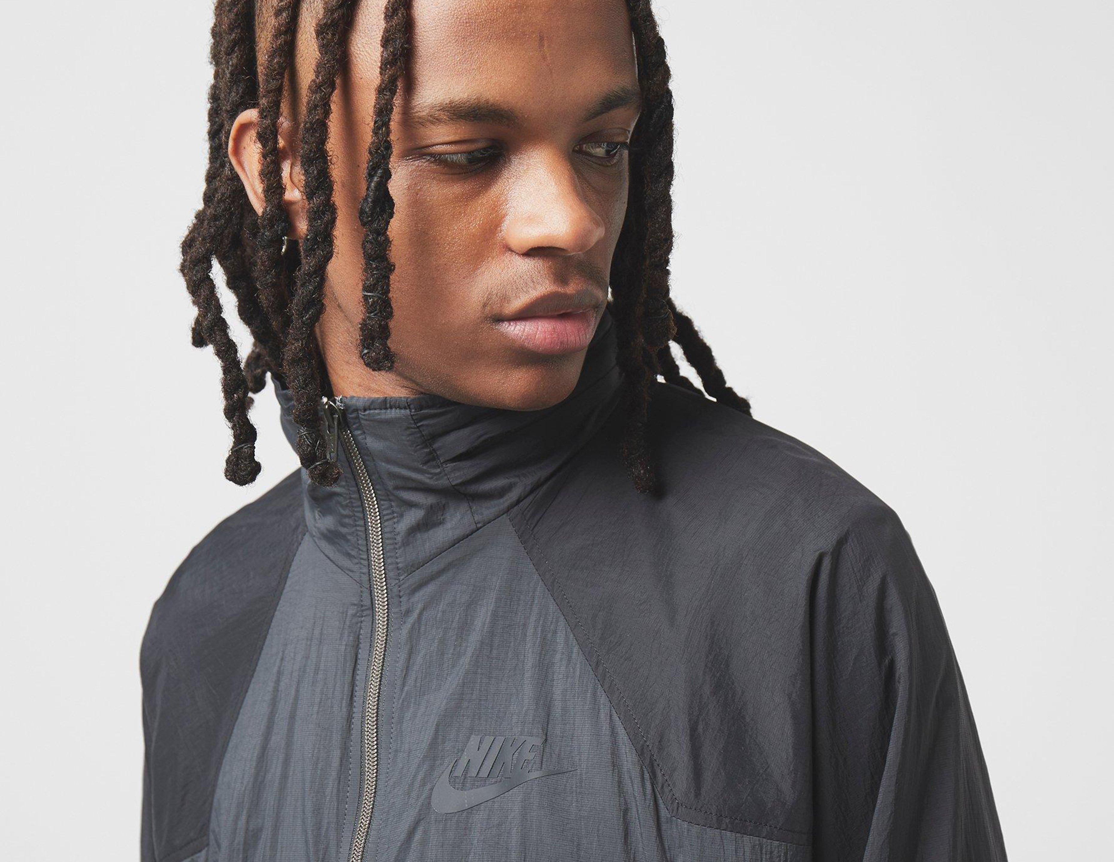 nike woven reissue jacket