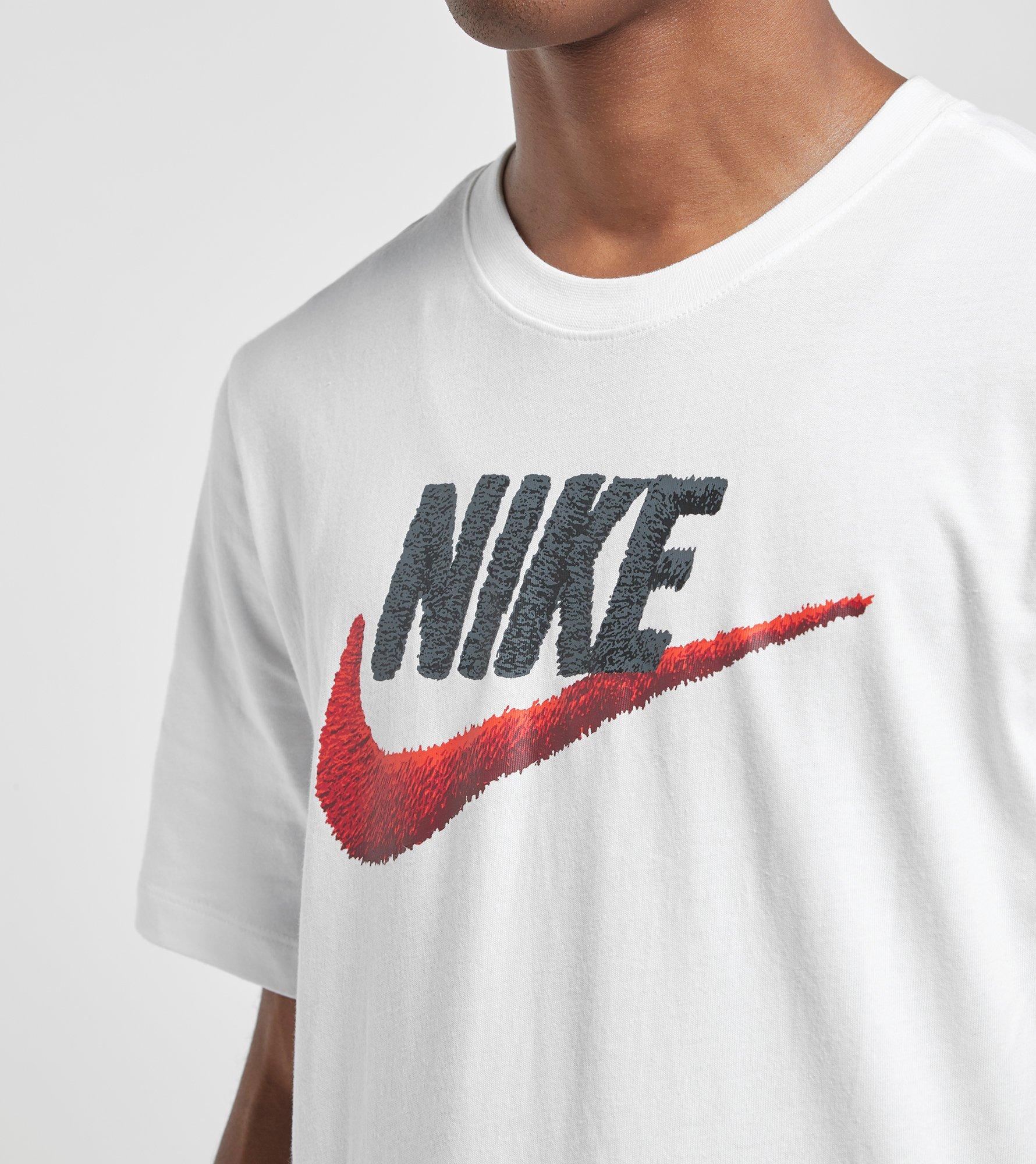 nike tee futura