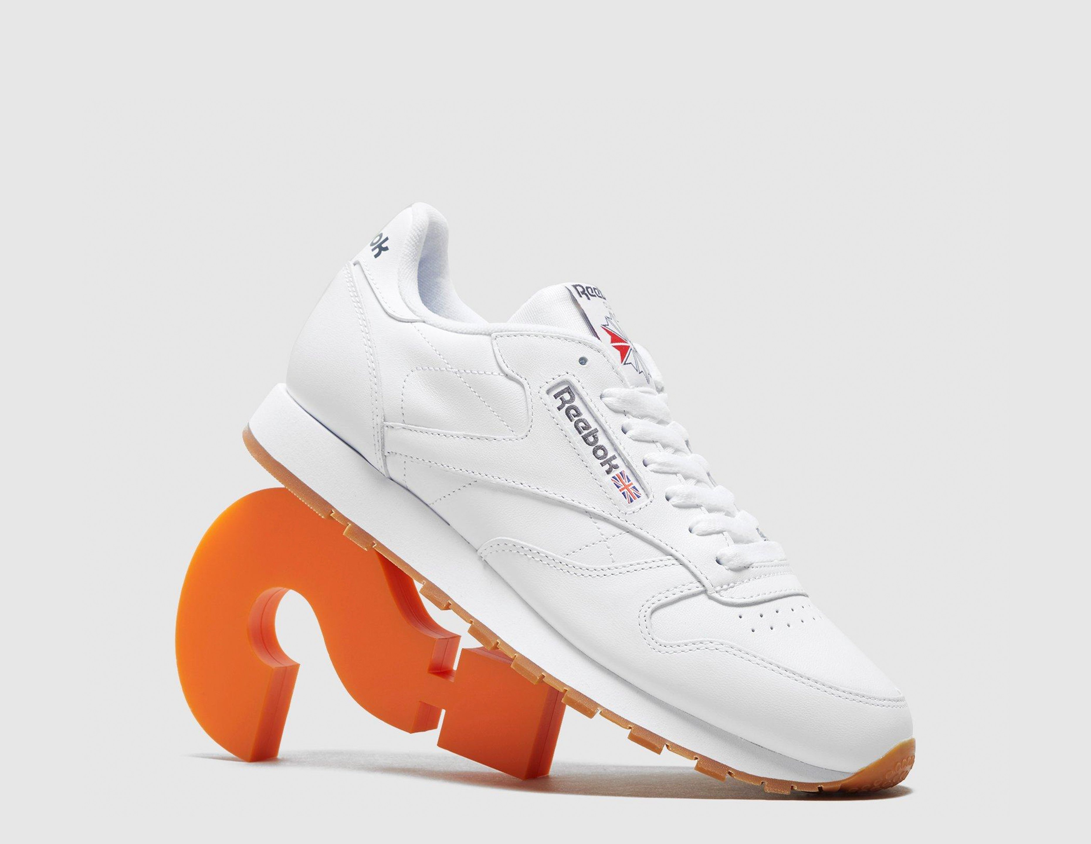 reebok classics classic legacy trainers in off white