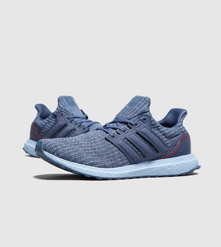  ánh giá & So sánh adidas UltraBOOST 19 vs. Nike snkrvn