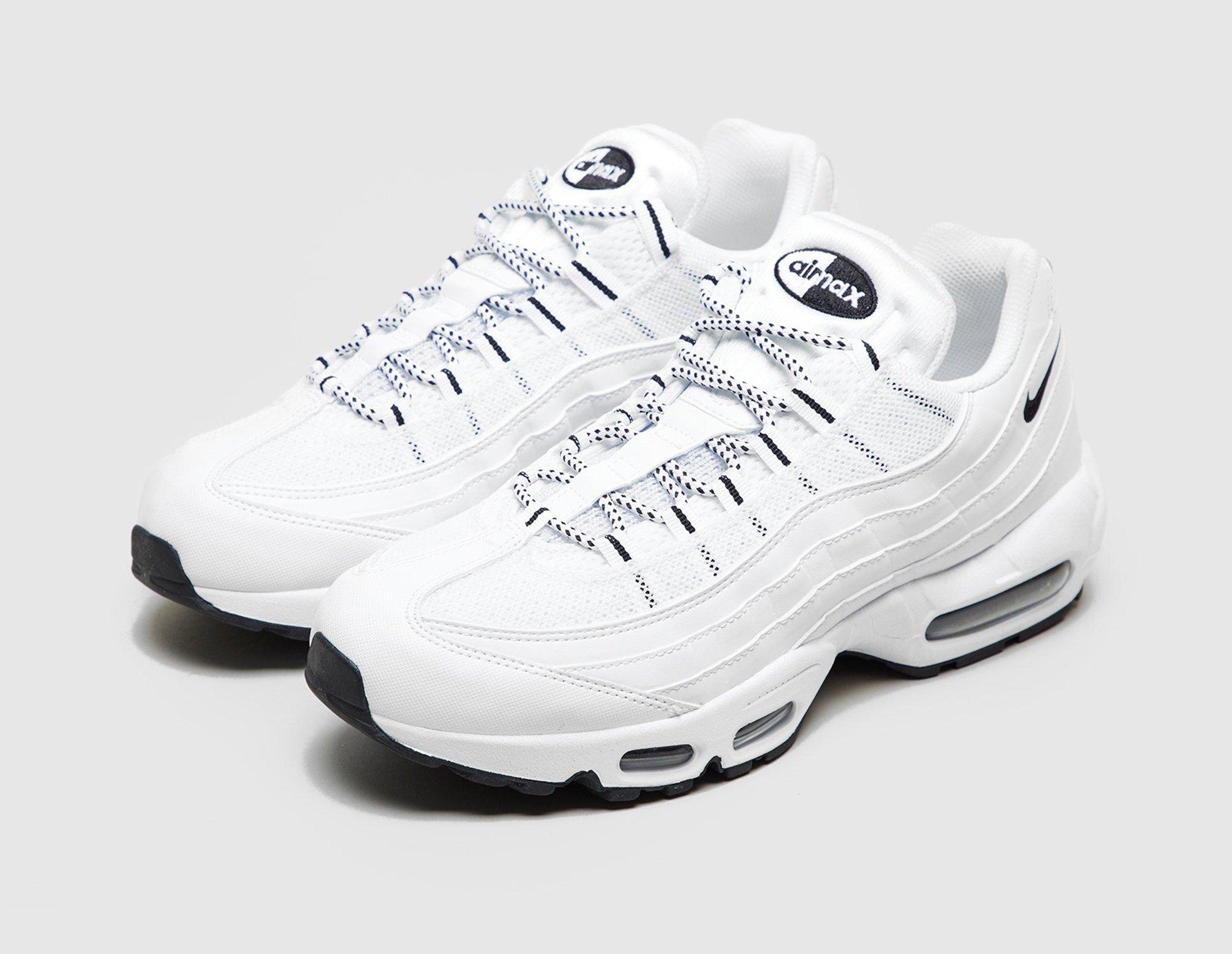 white and black nike air max 95