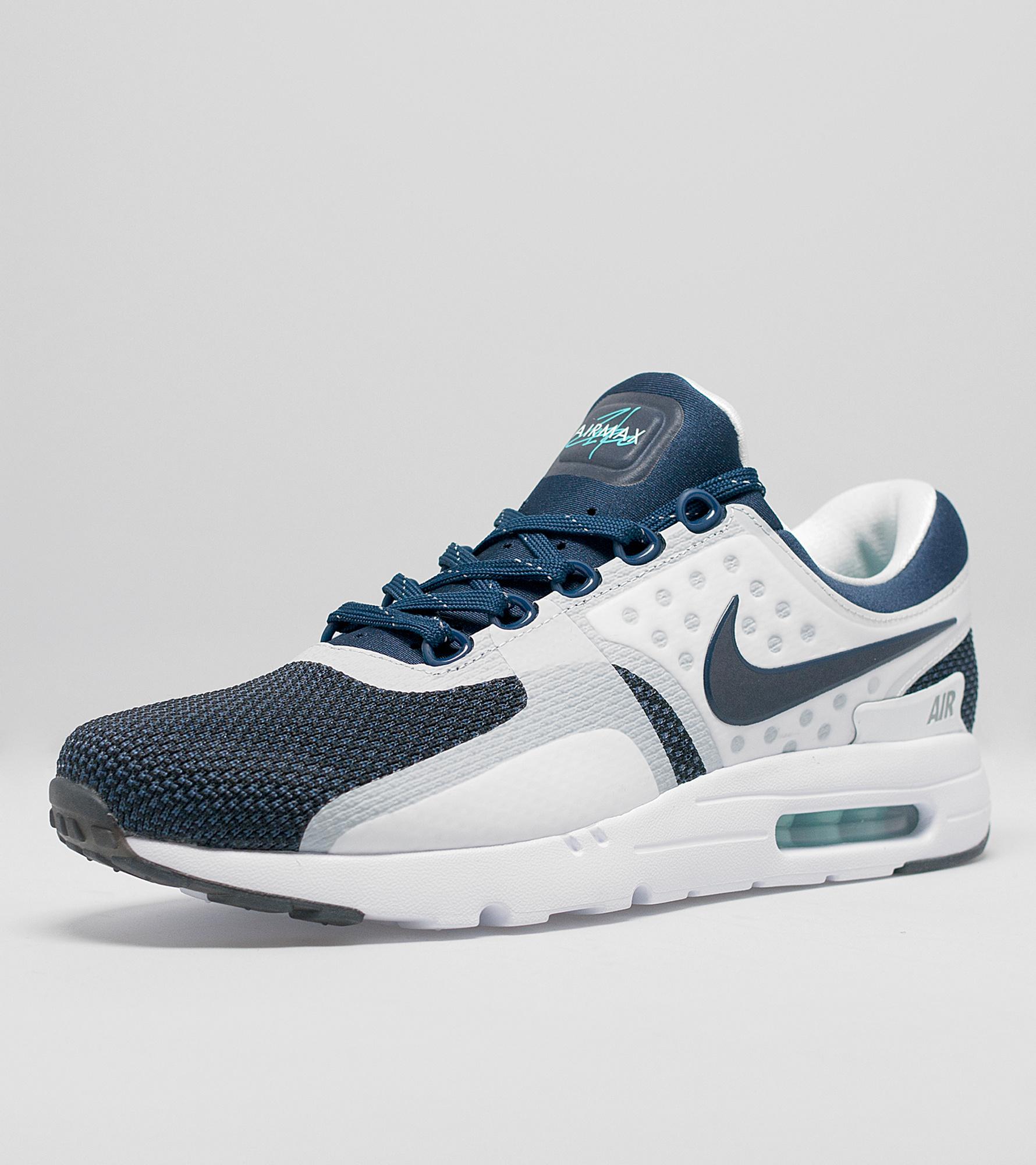 nike max zero