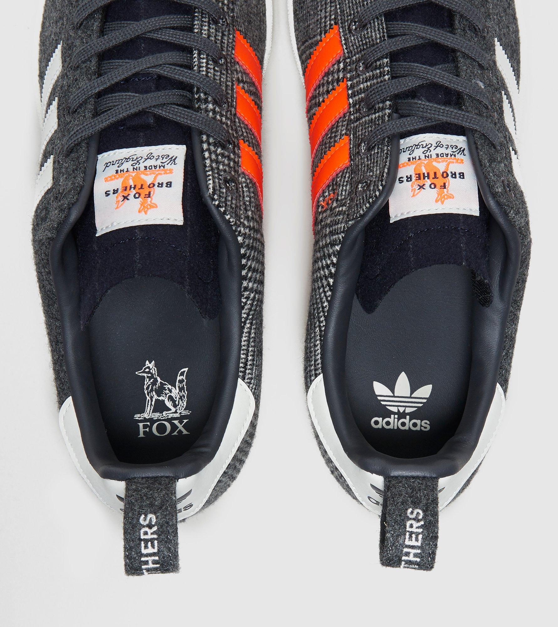 crampon adidas synthétique