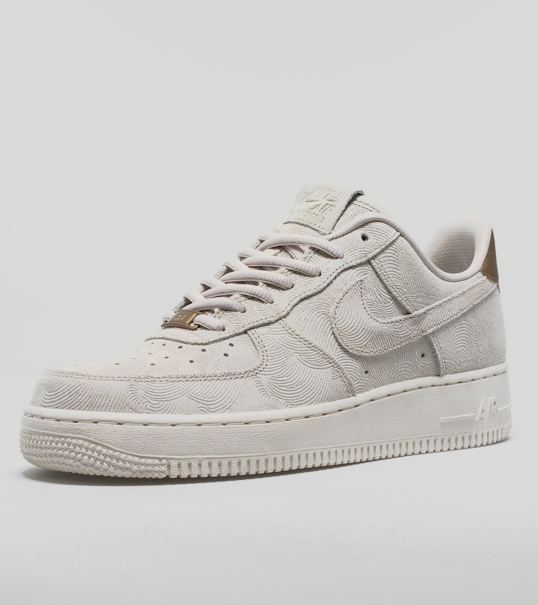 nike air force women suede