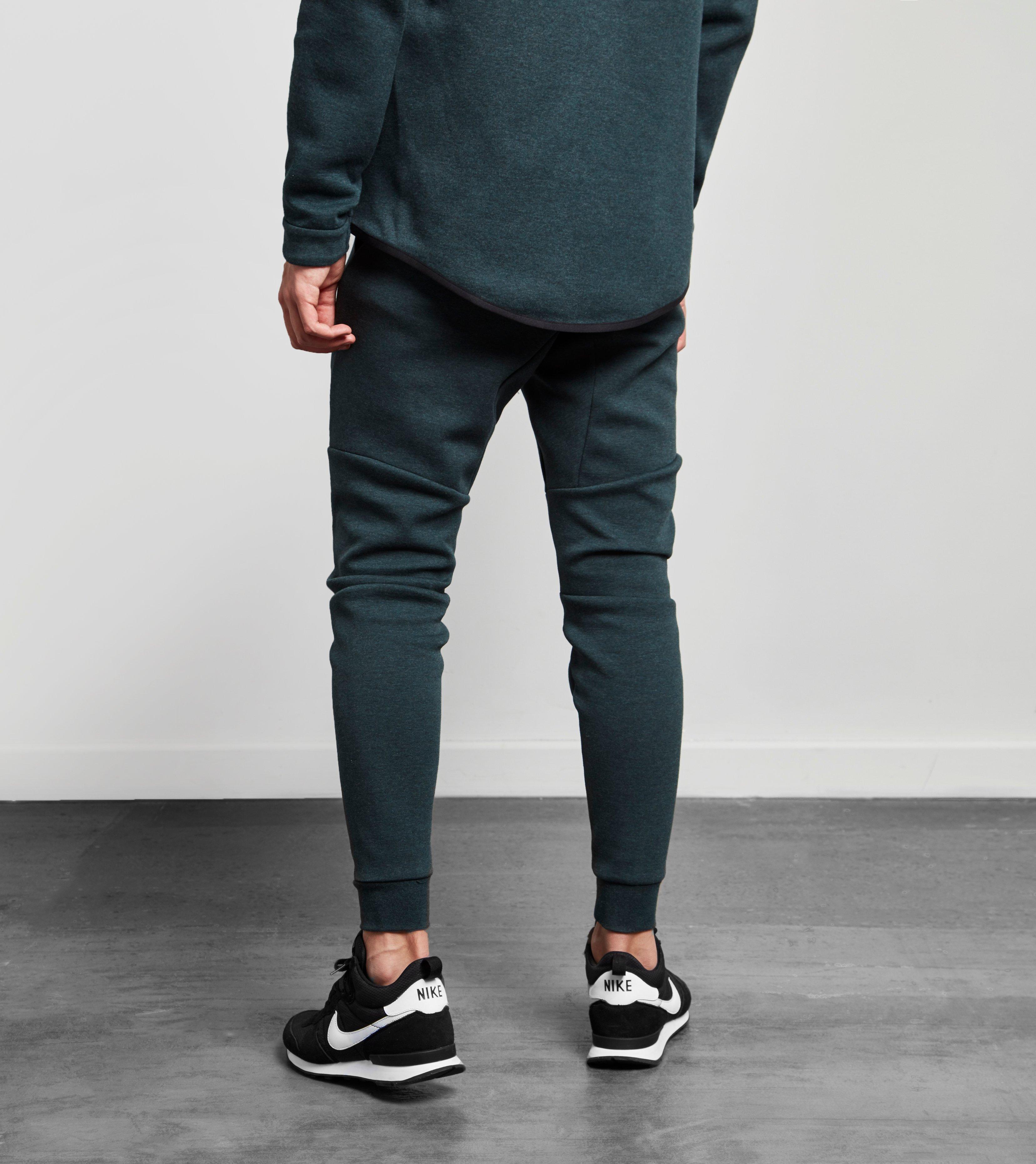 nike tech fleece pants sizing