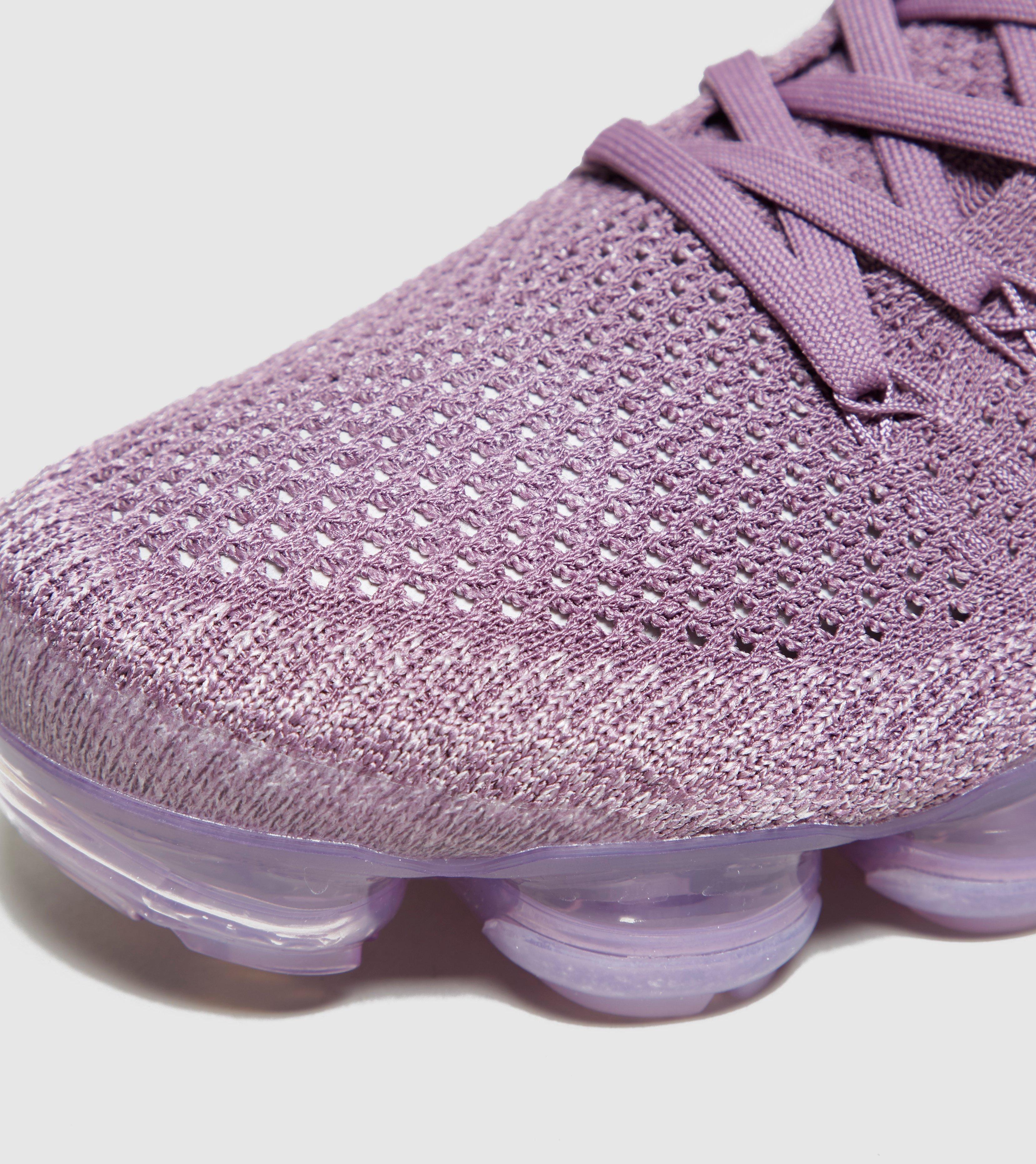 women purple vapormax