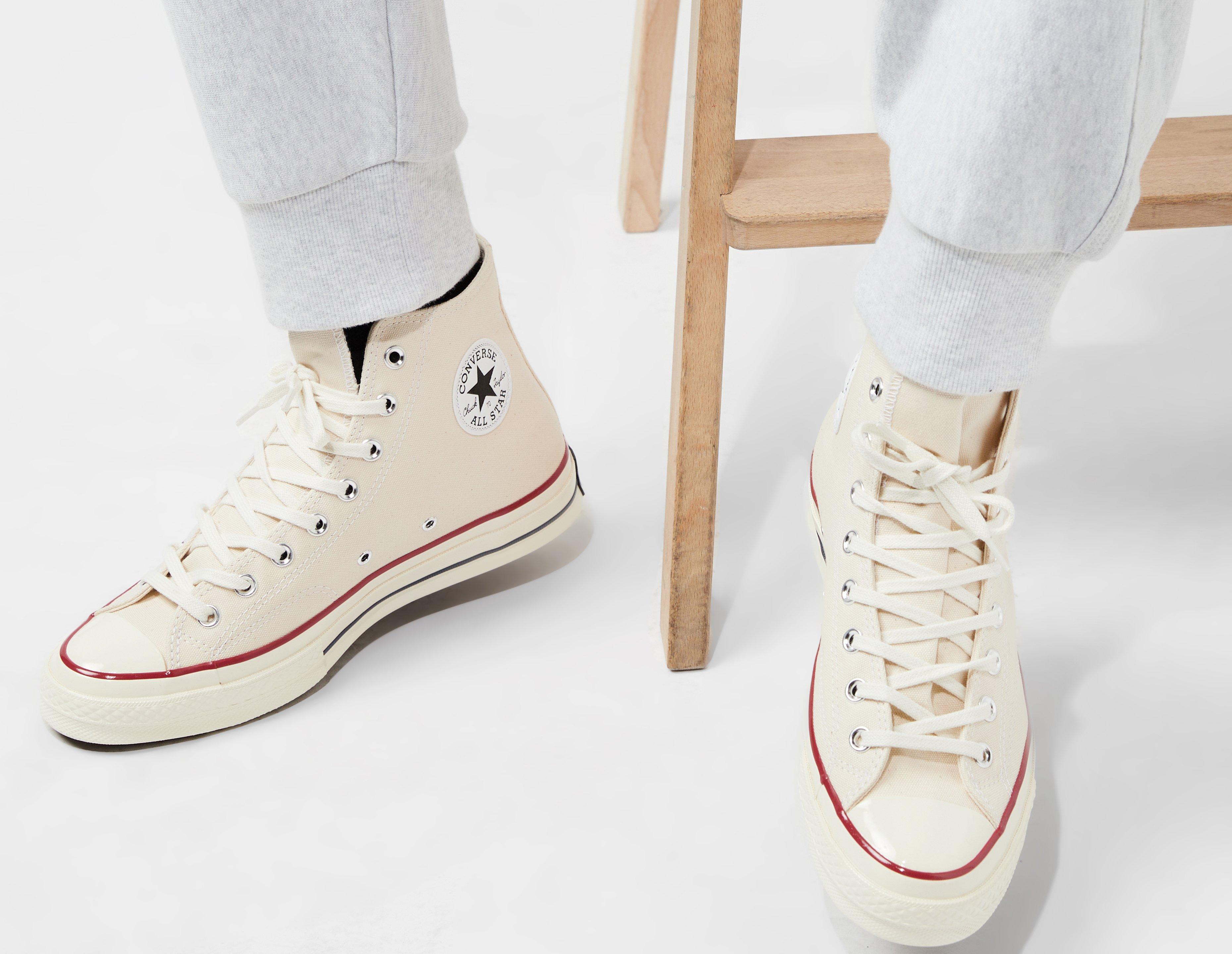 Converse white hot sale chuck 70