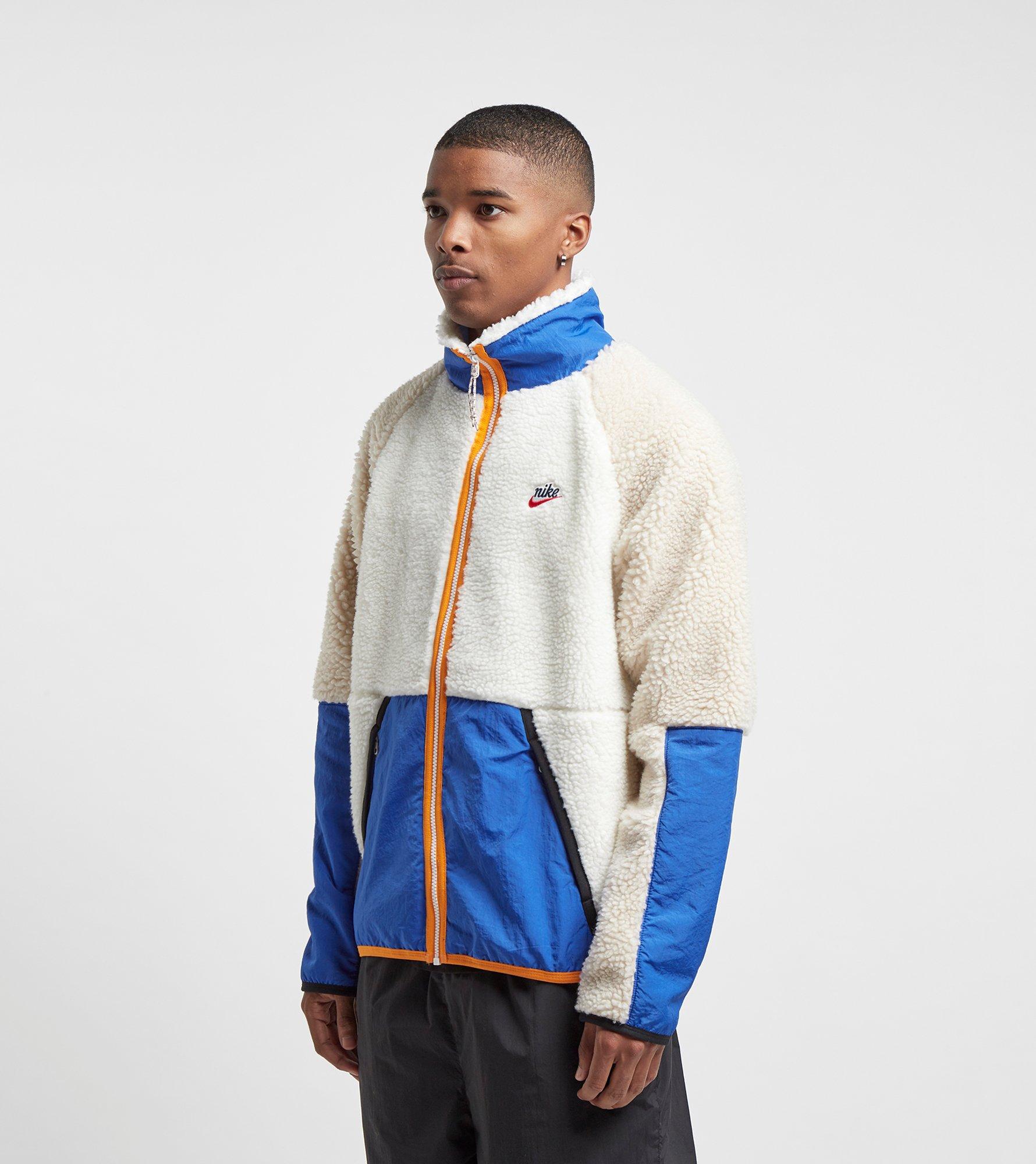 white nike fleece jacket