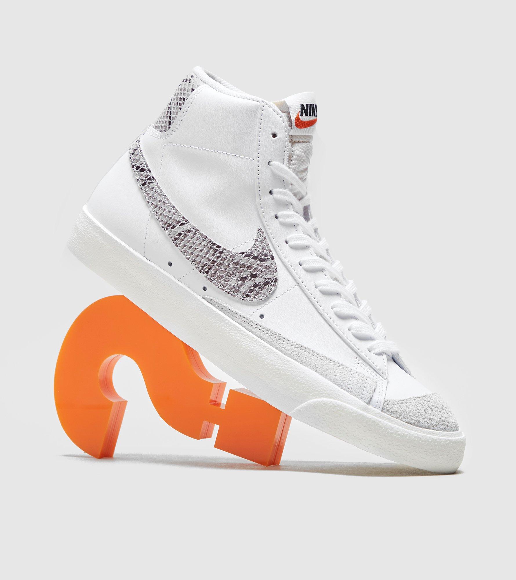 nike 77 mid blazer