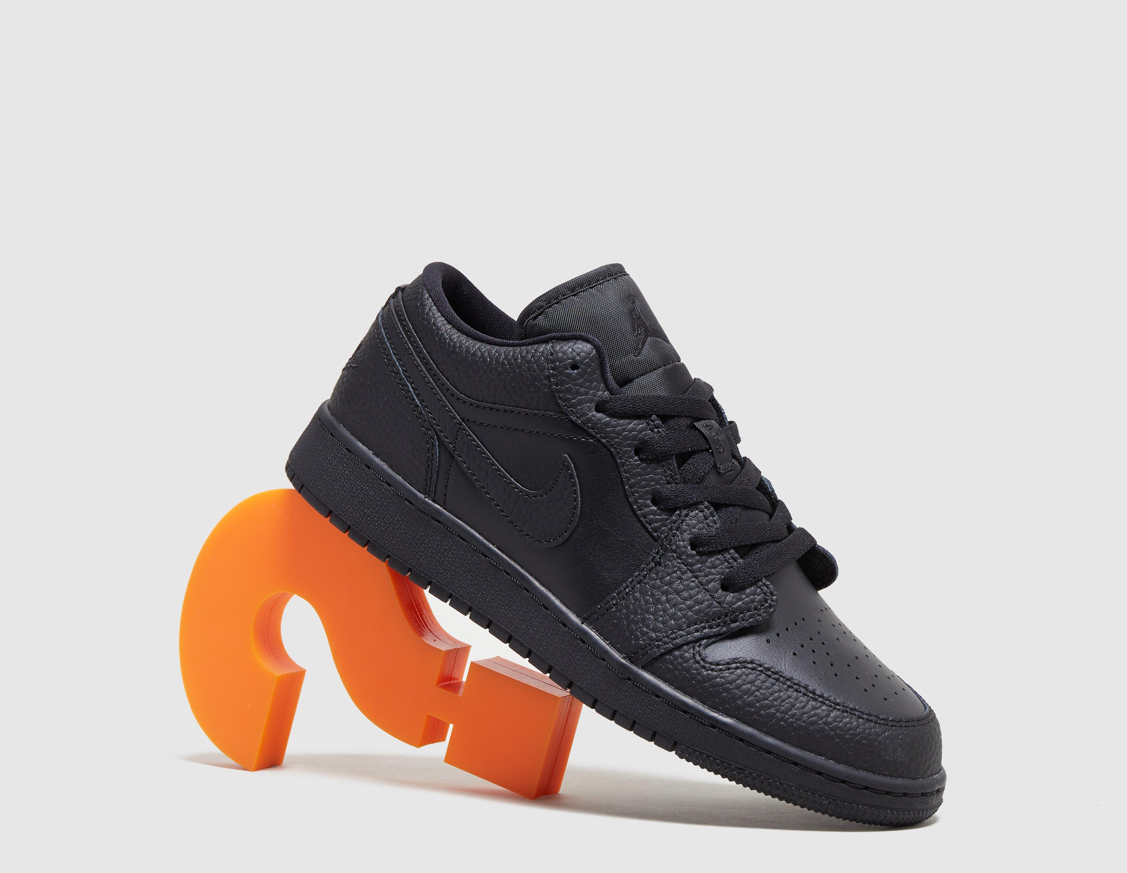 black jordan 1 low junior