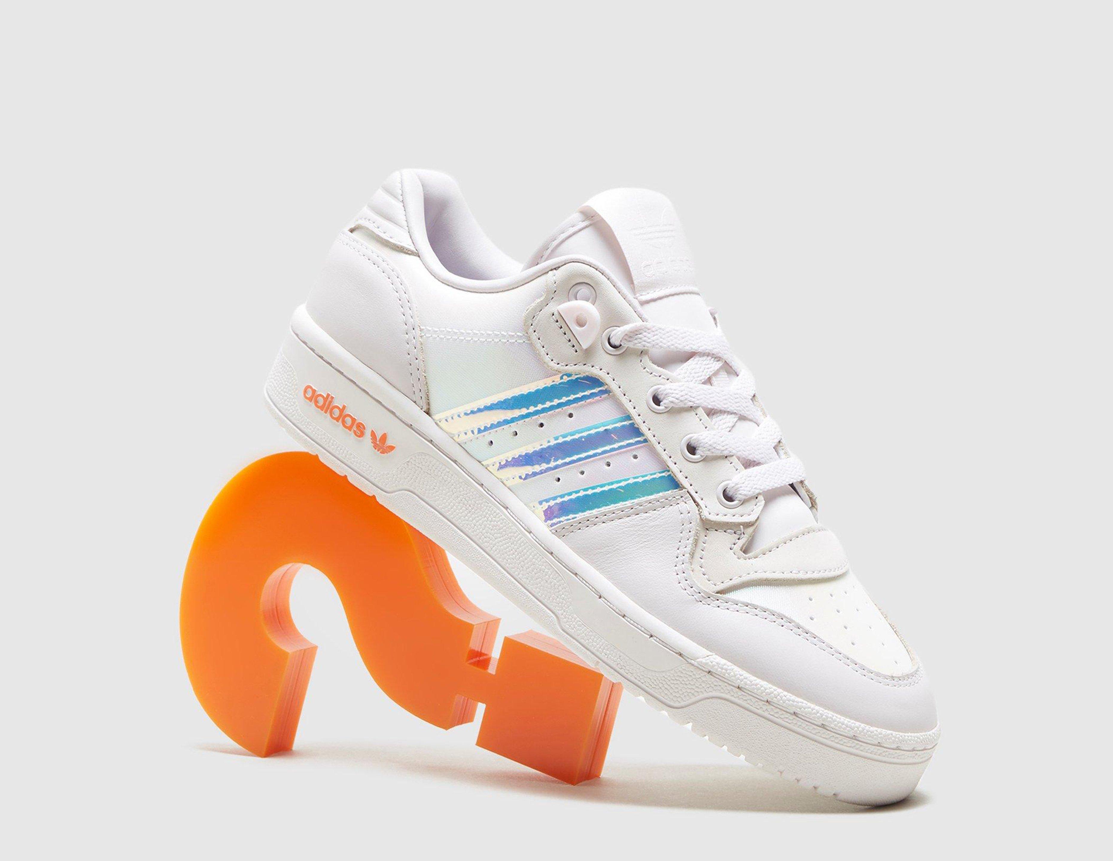 chaussure synthétique adidas