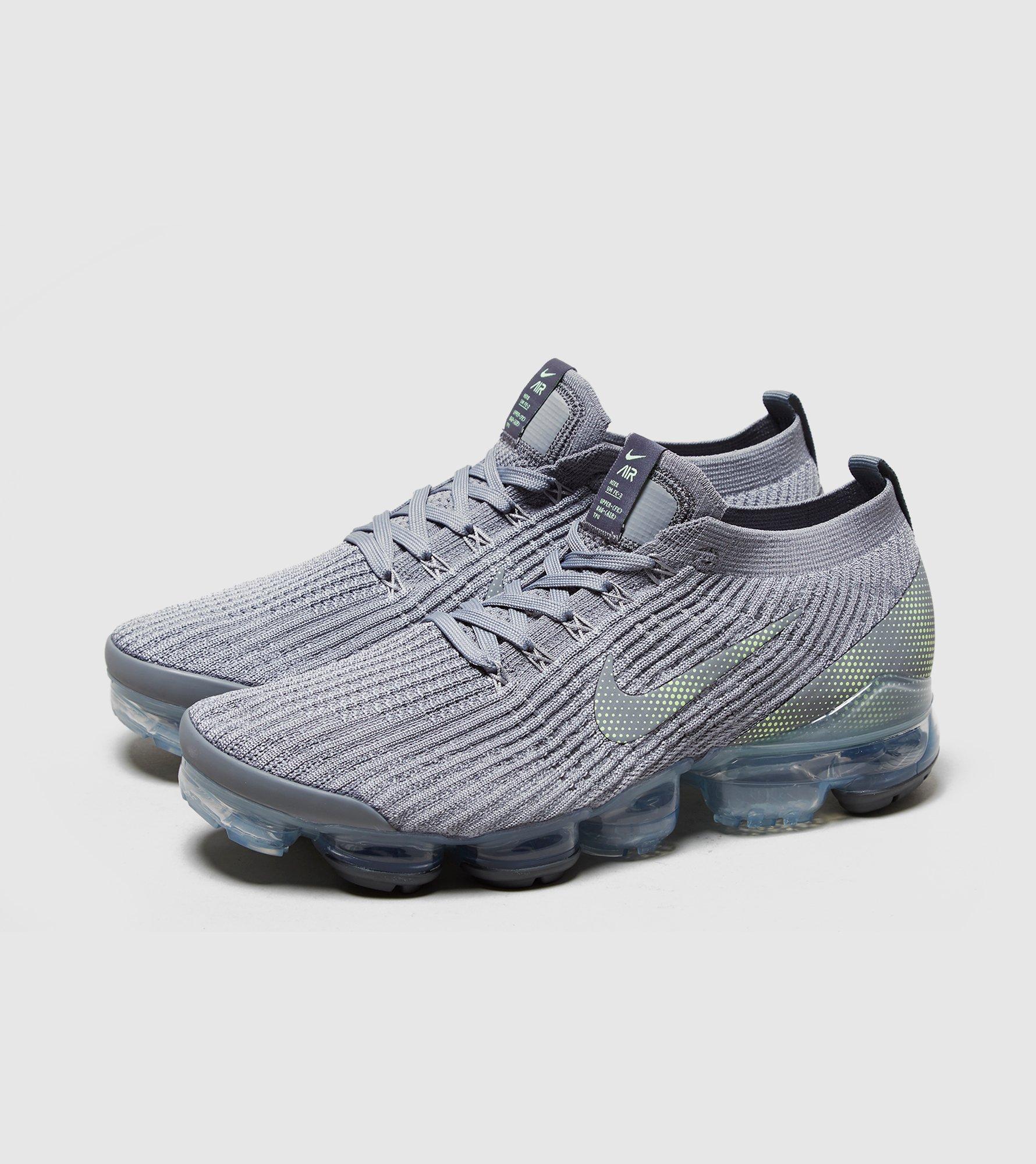 Nike Women s Air Vapormax Flyknit 3 Gunsmoke Black Laser