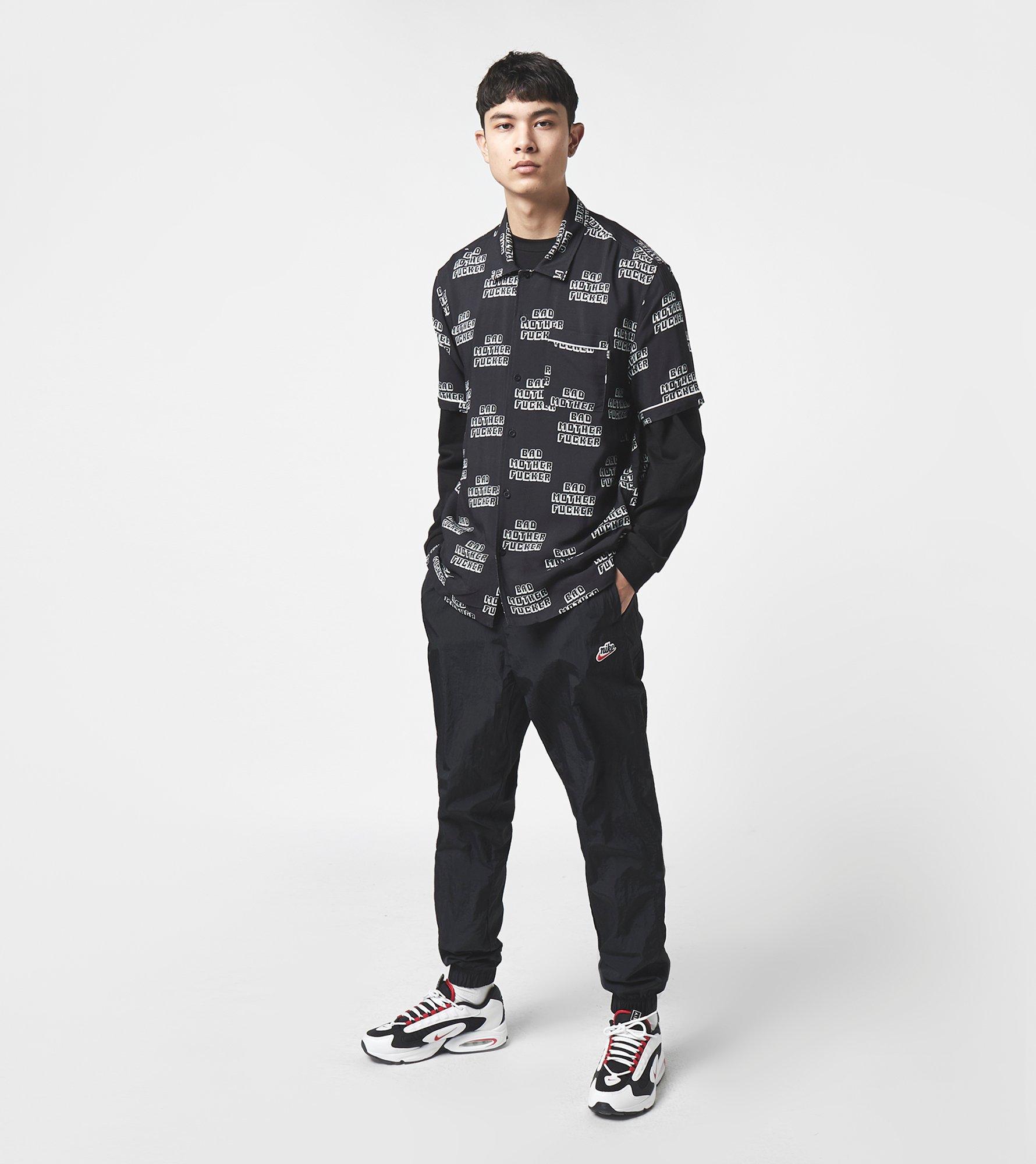 nike heritage track pants