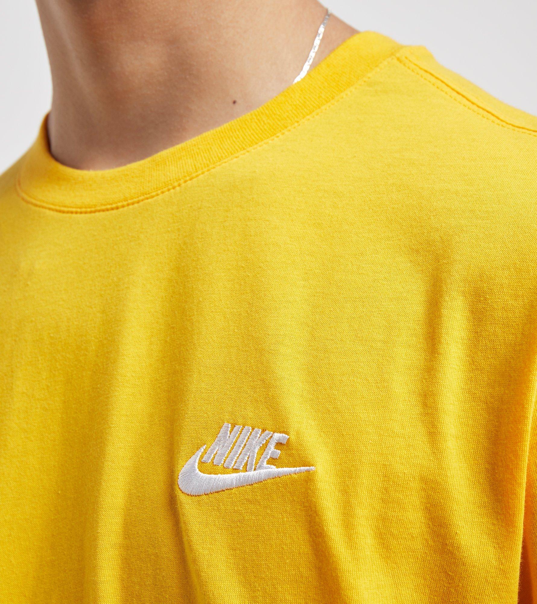 yellow t shirt nike