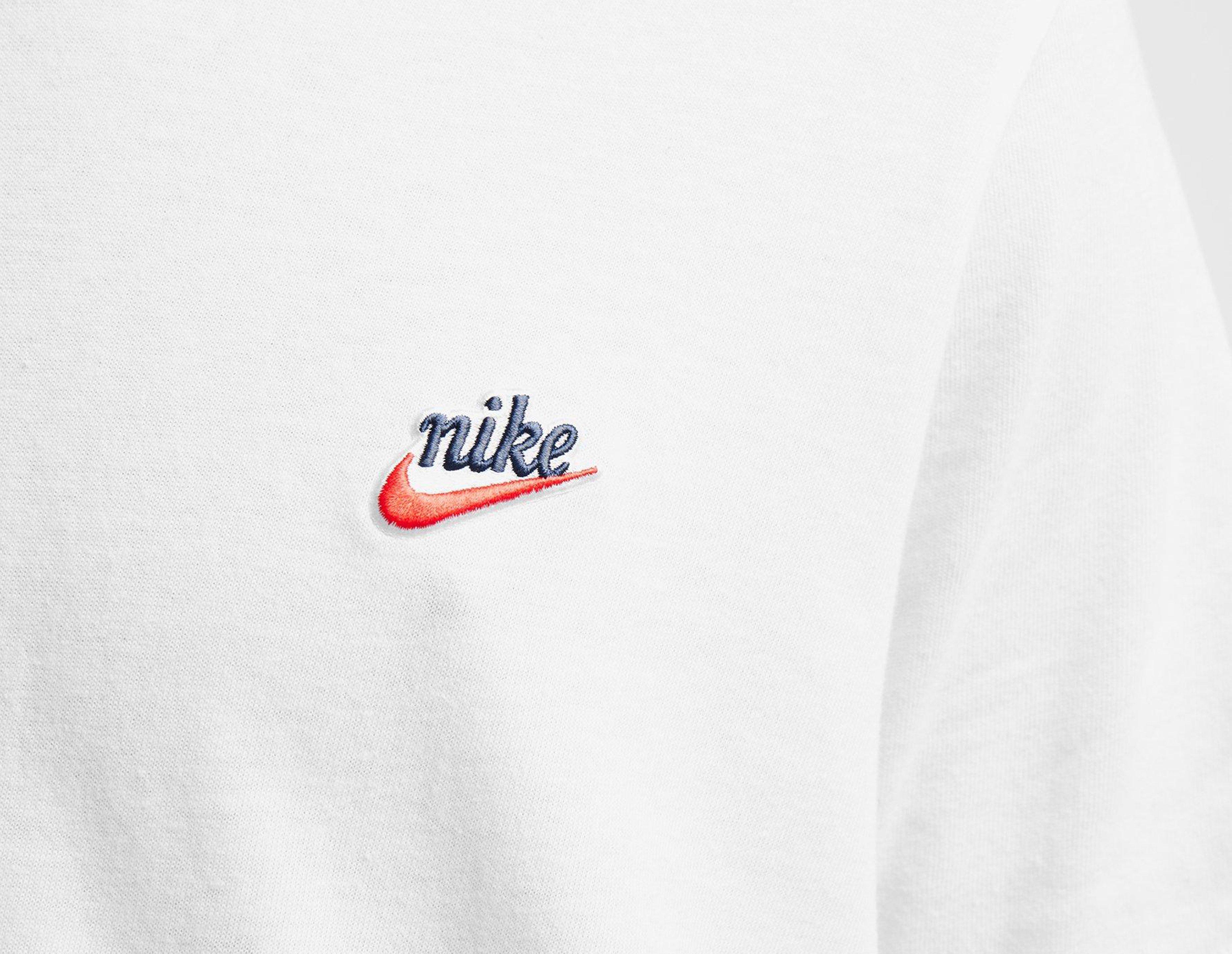 short sleeve nike sweatshirt