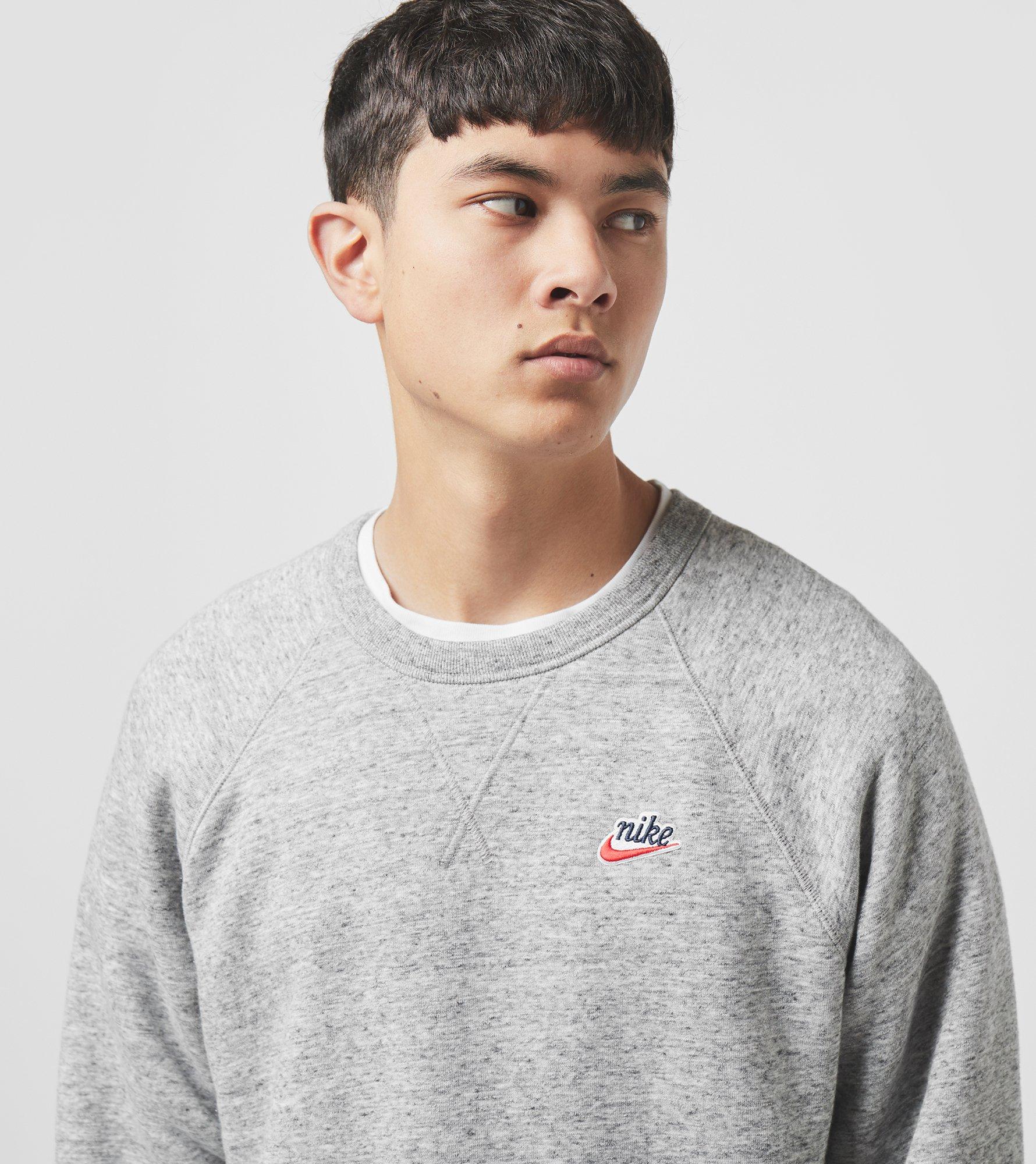 nike heritage crew sweatshirt