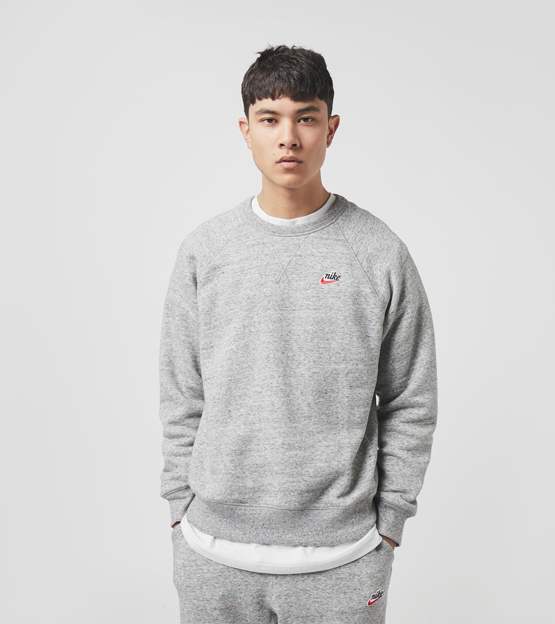 nike heritage crew sweatshirt