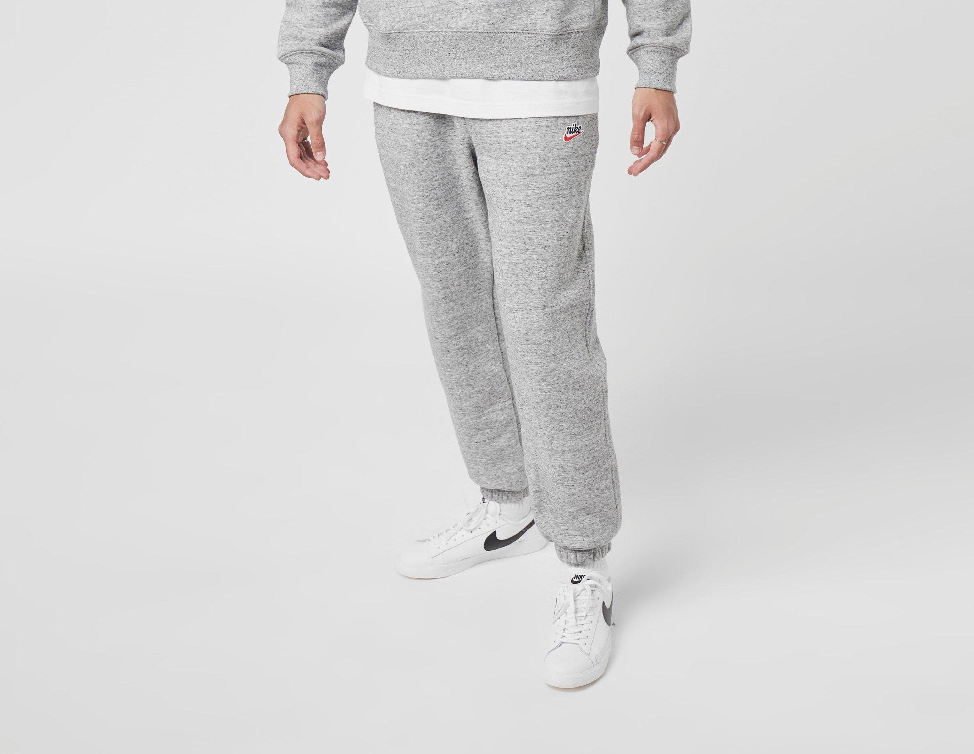 nike heritage jogger pants