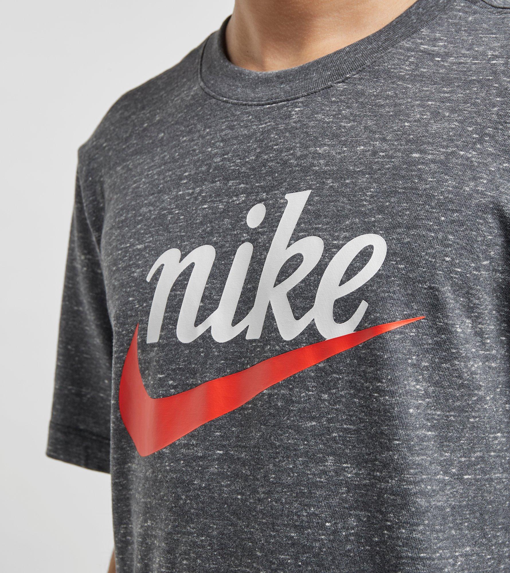 nike heritage logo t shirt