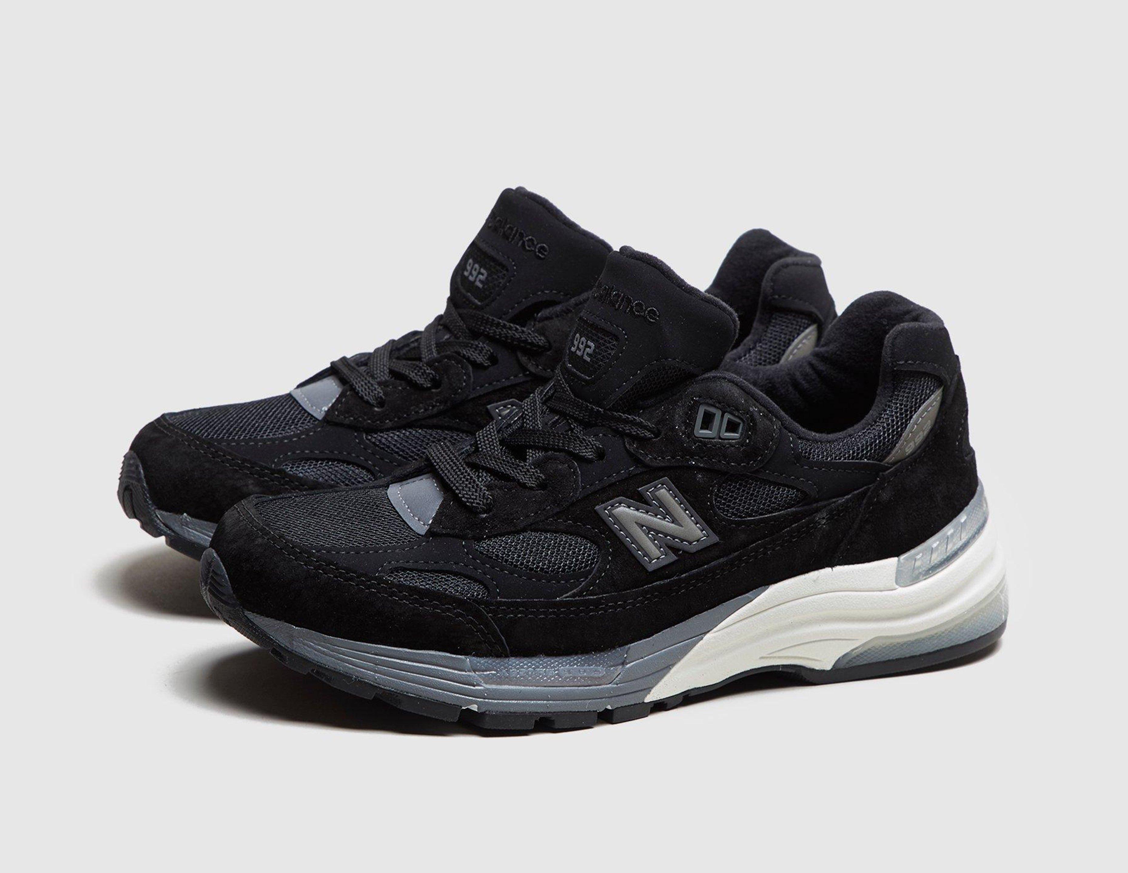 black new balance women's