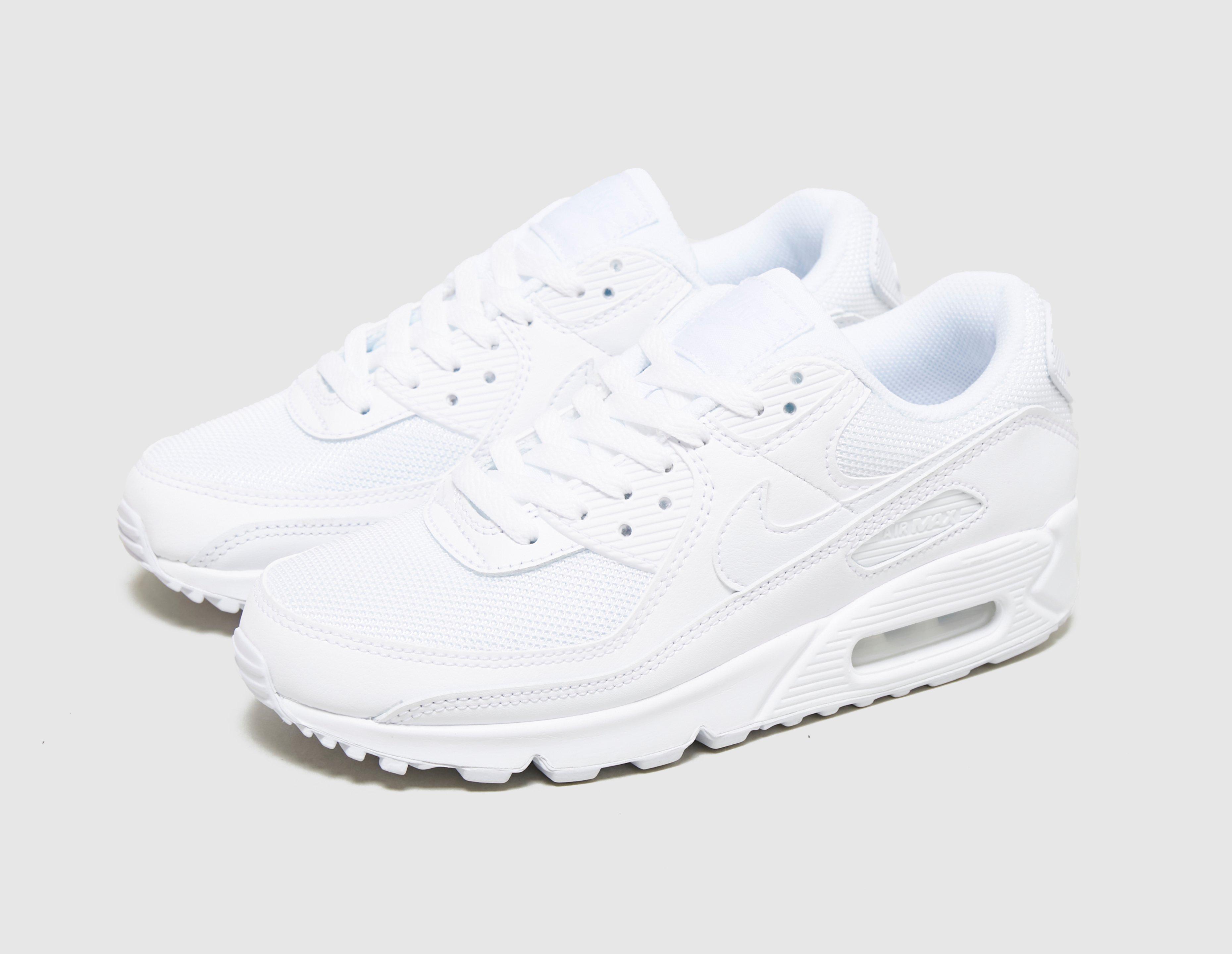 womans white nike air max