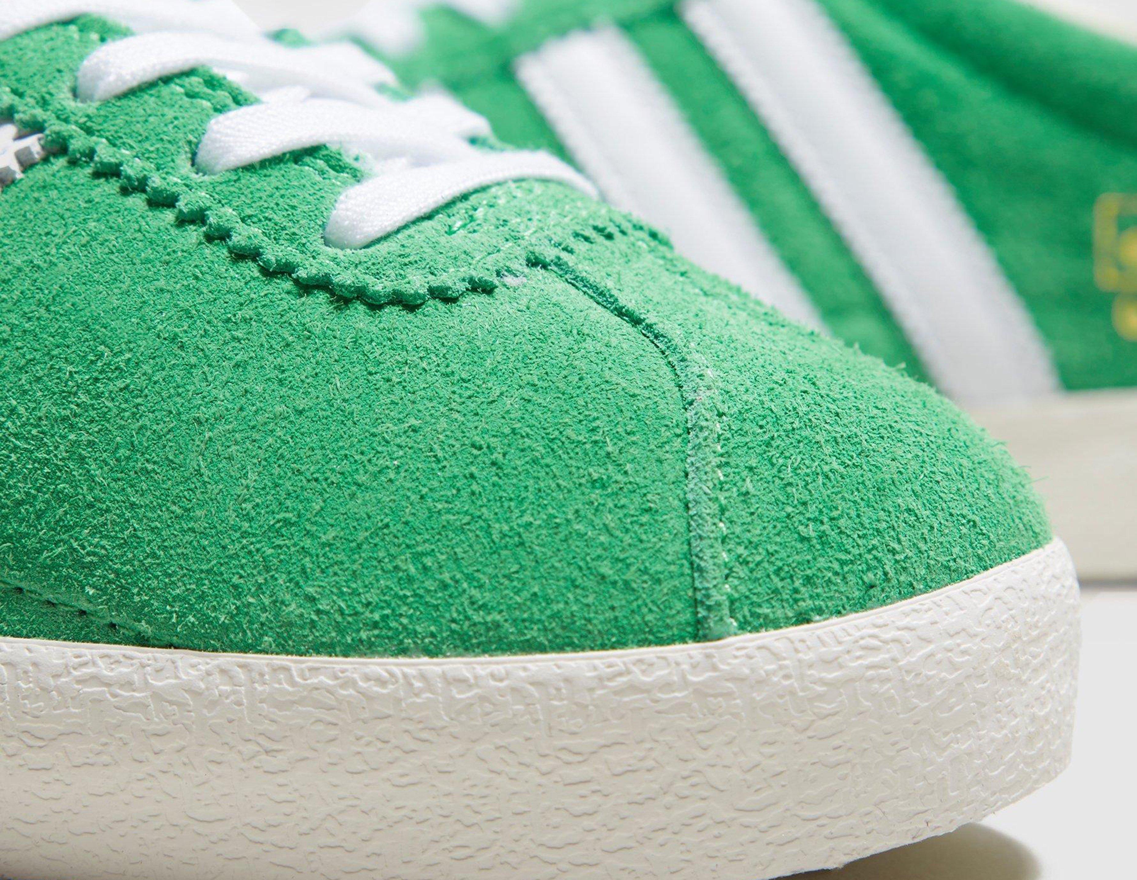 green gazelles womens