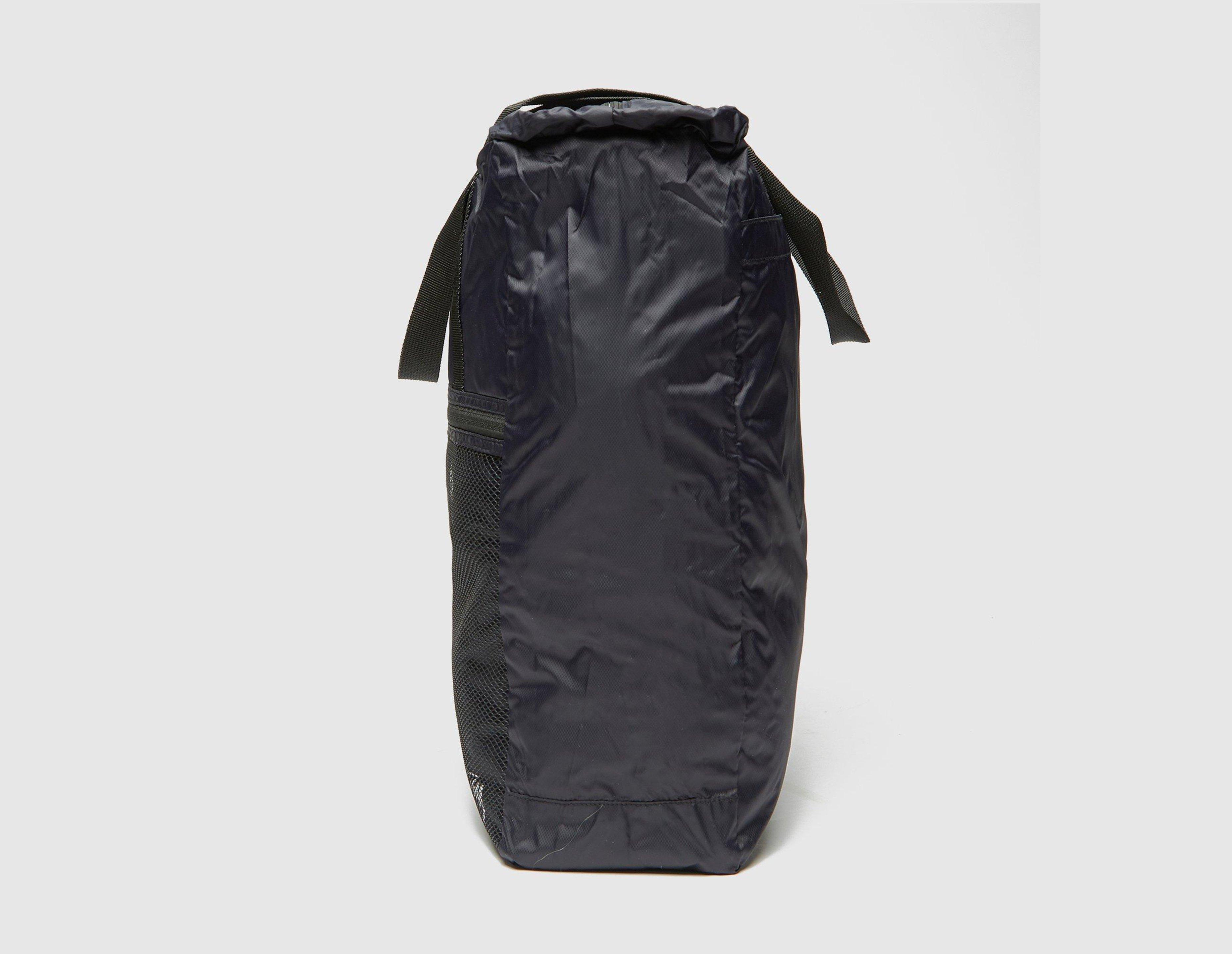 stussy travel bag