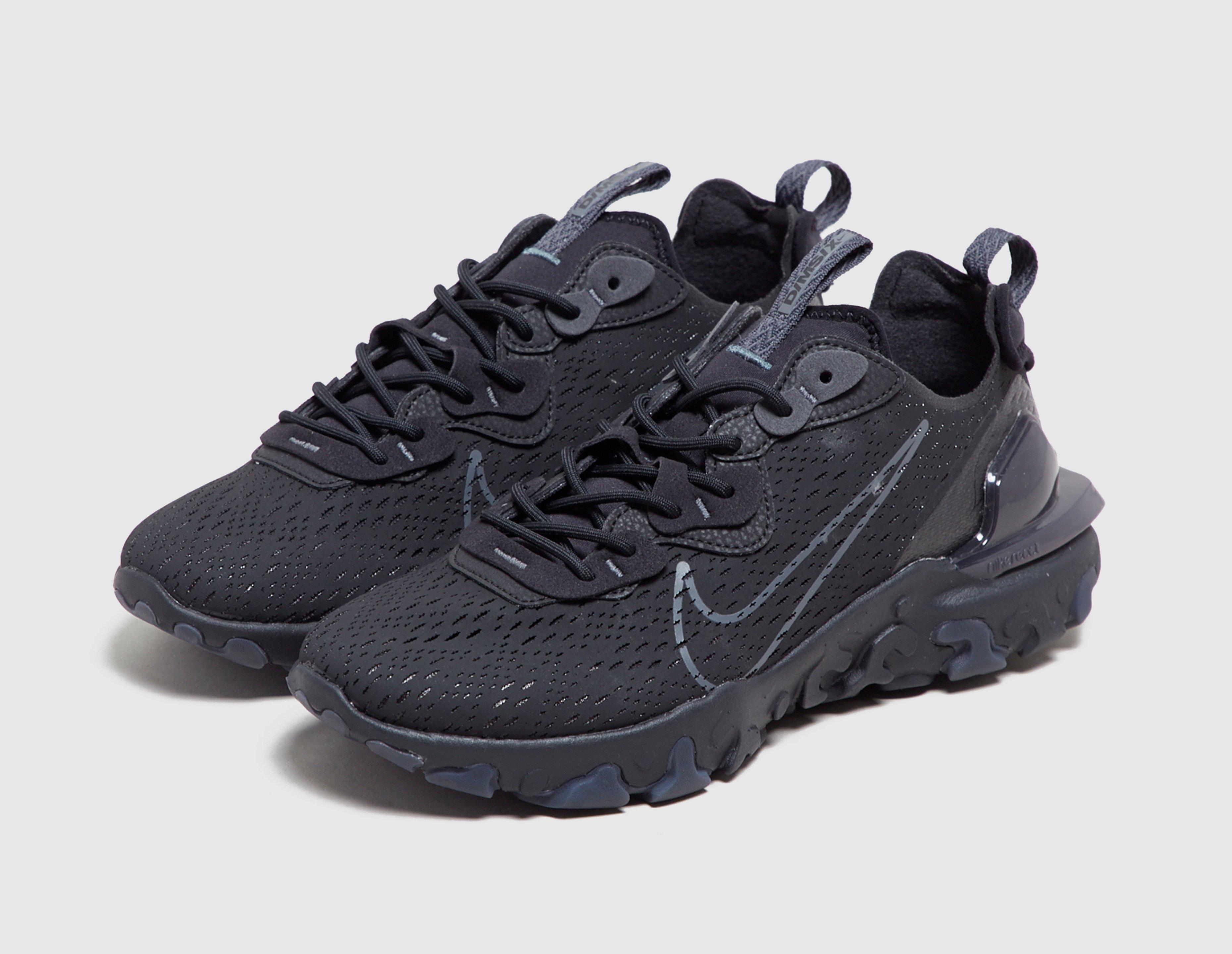 nike react vision trainers in triple black