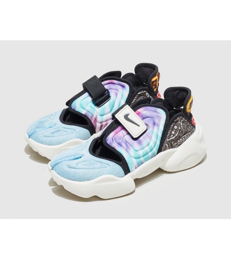  Nike  Air  Aqua Rift  Women s Size 