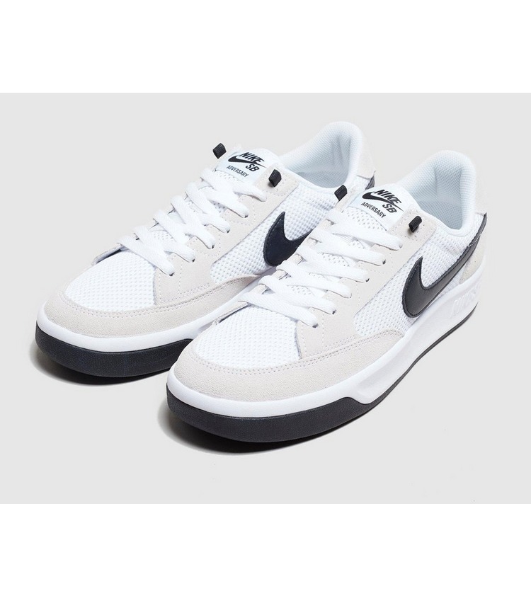 nike sb adversary black yellow