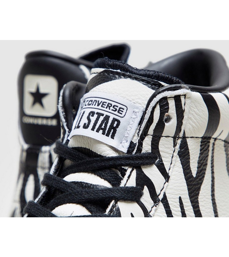 converse pro leather size