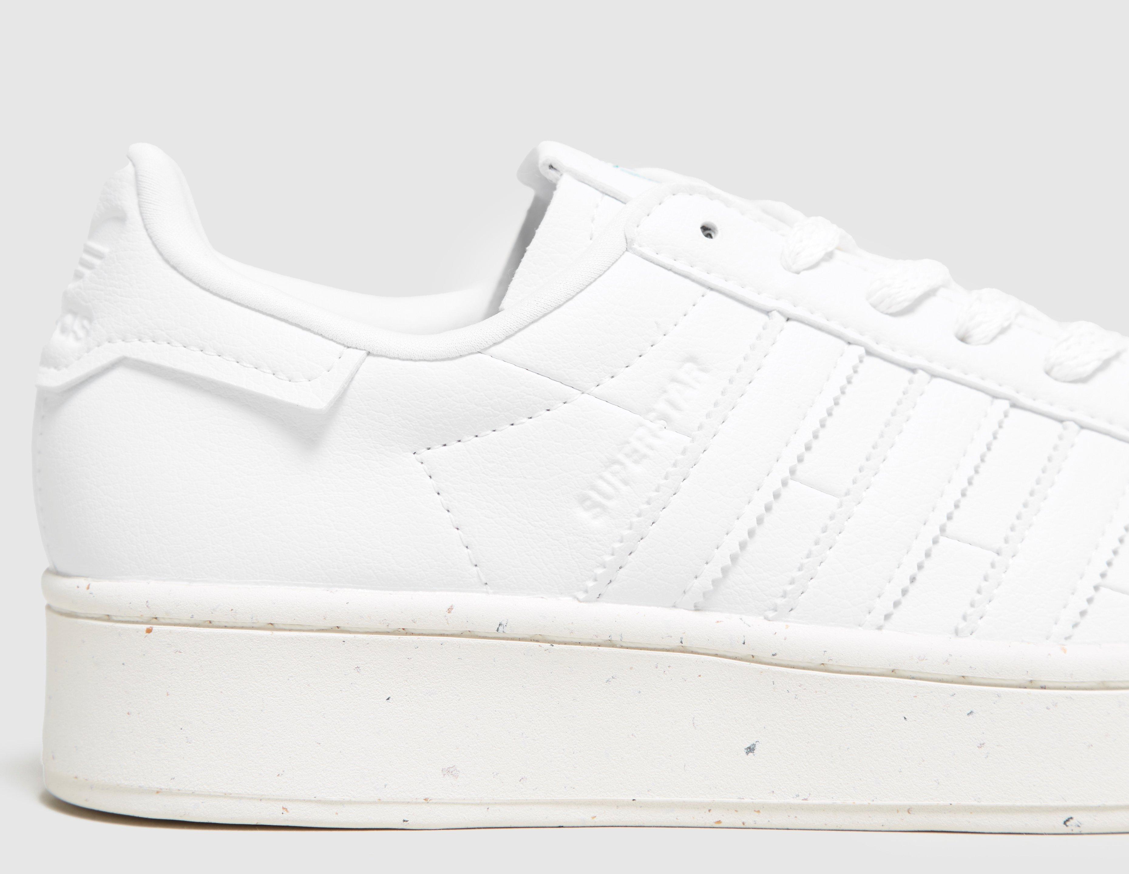 adidas superstar clean white