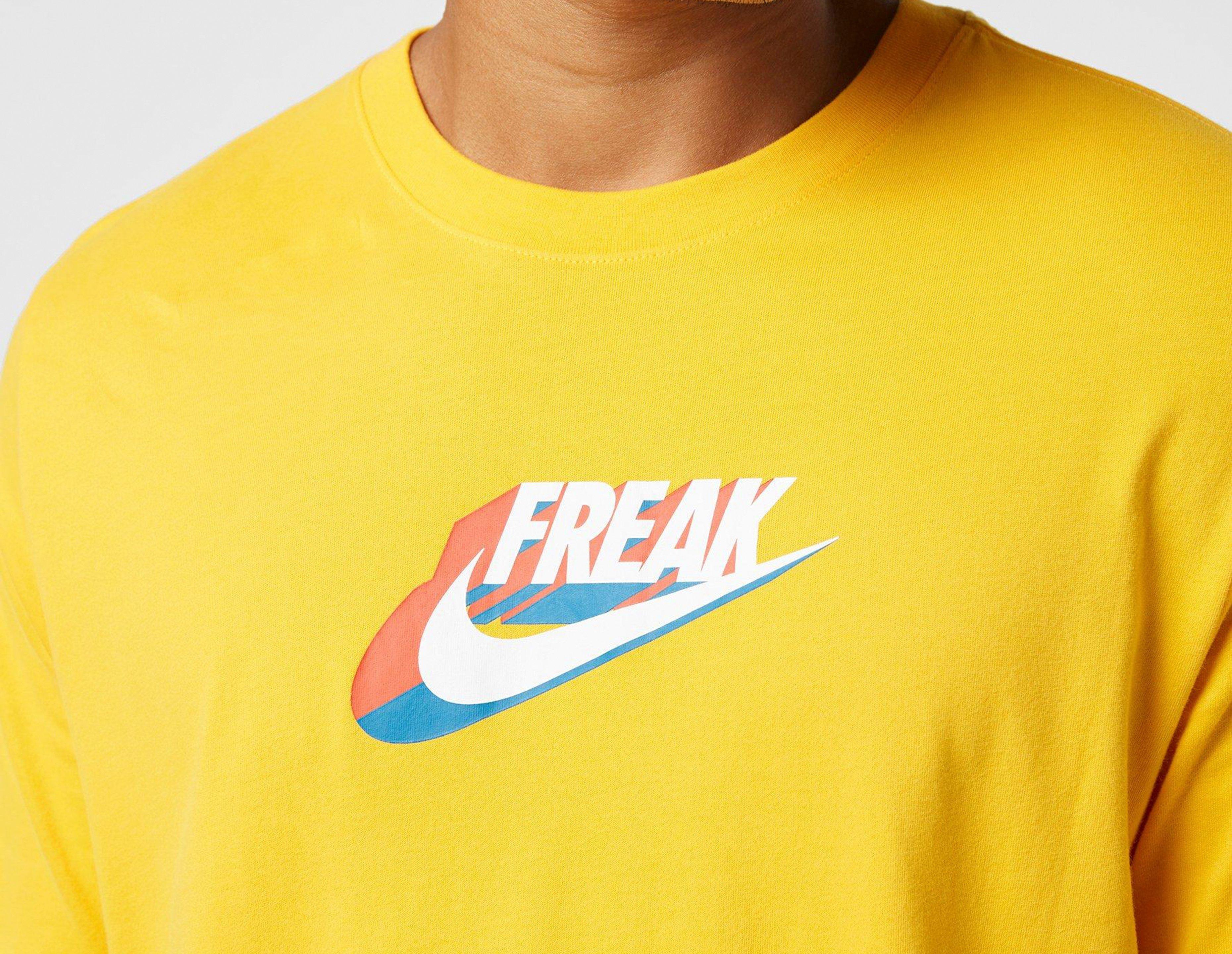 nike t shirt freak