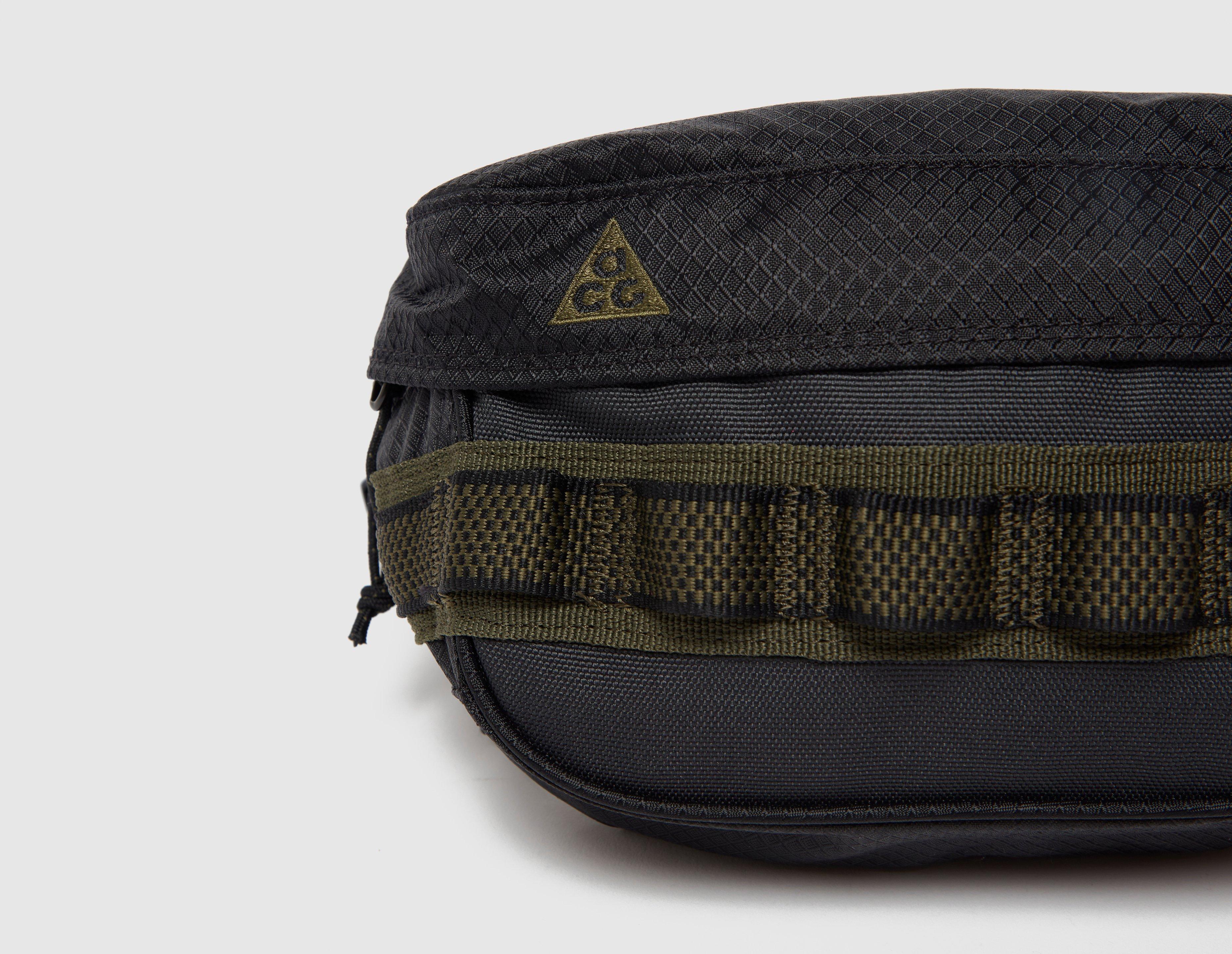 nike acg karst small items bag