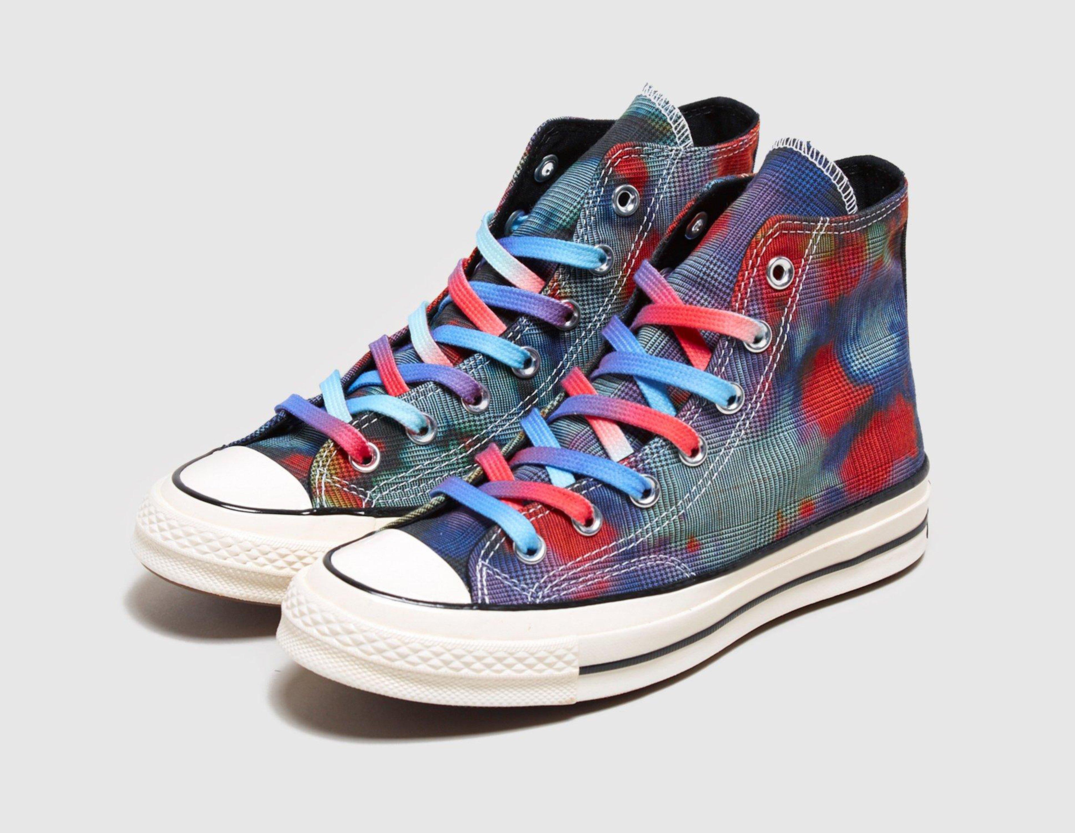 converse tie and dye